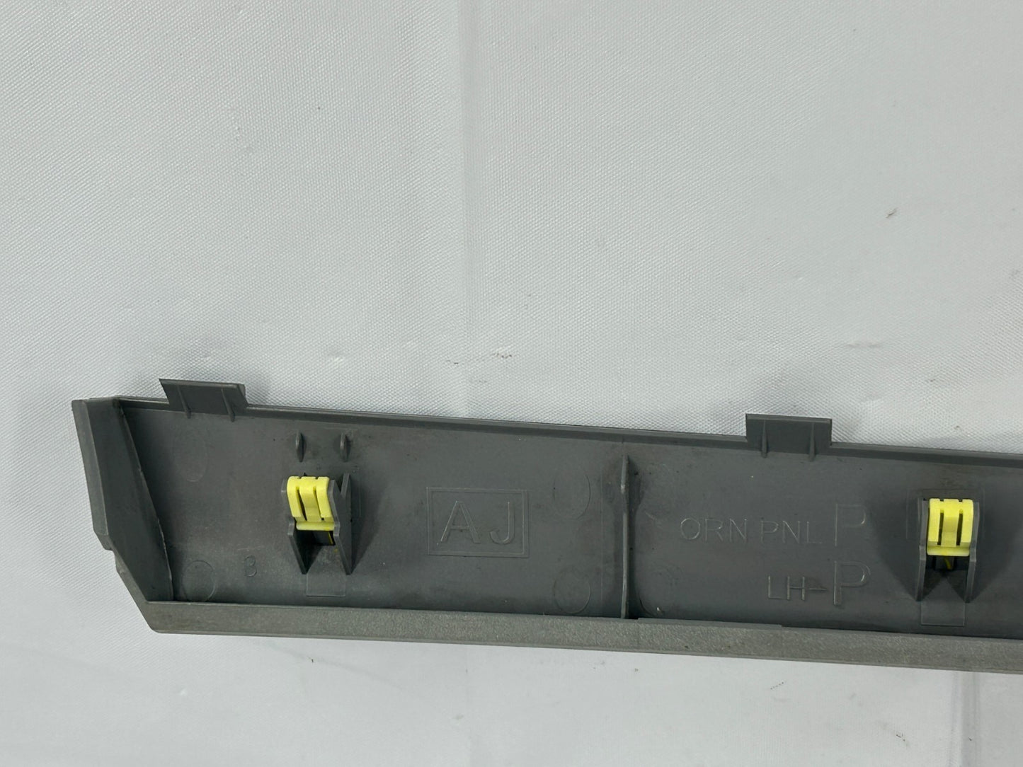 2010-2012 Subaru Outback Front Right Dashboard Panel P Trim Bezel OEM 66077AJ00A