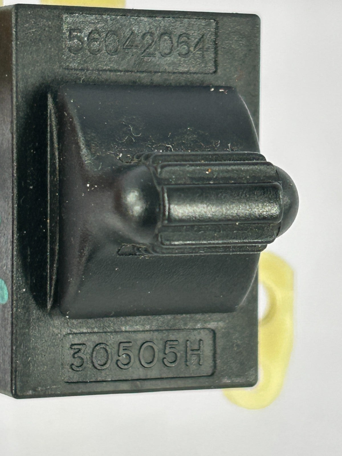 1997-2004 Jeep Grand Cherokee Right Power Lumbar Seat Control Switch OE 56042064