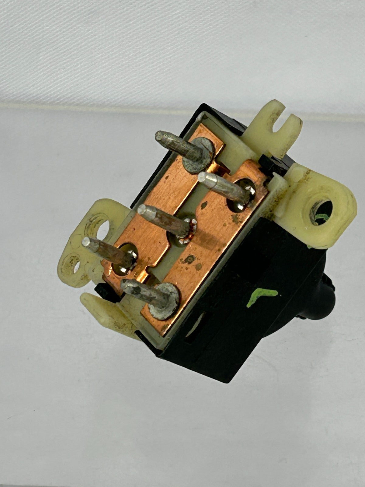 1997-2004 Jeep Grand Cherokee Left Lumbar Seat Adjustment Switch OEM 56042064
