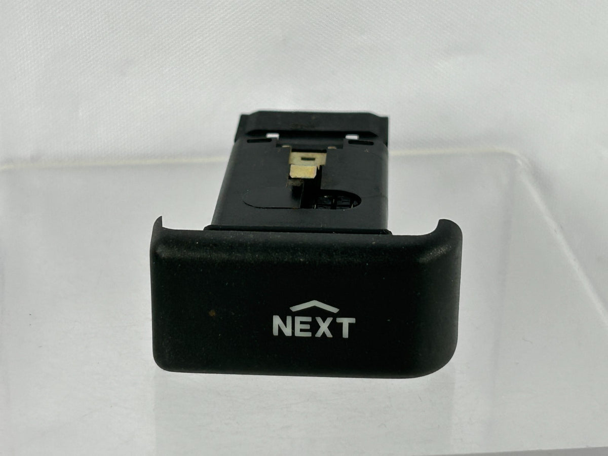 94-99 Land Rover Discovery Radio Next Station Track Control Switch OEM AMR3743