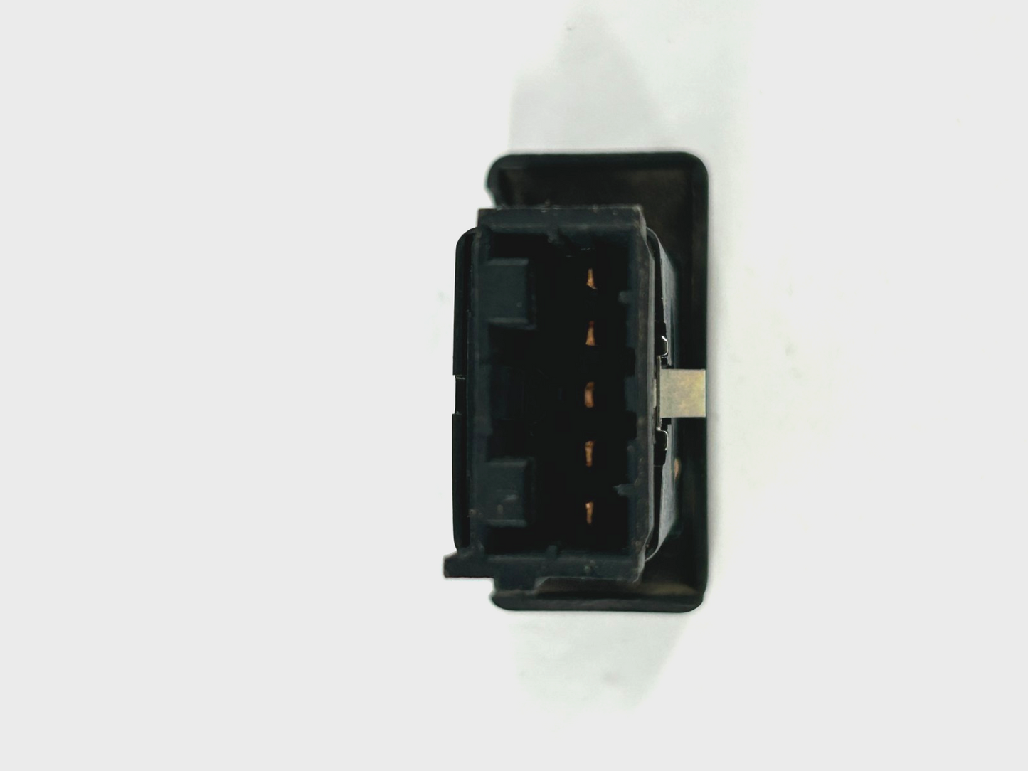 1994-1999 Land Rover Discovery Radio Volume Up Control Switch Button OEM AMR3741