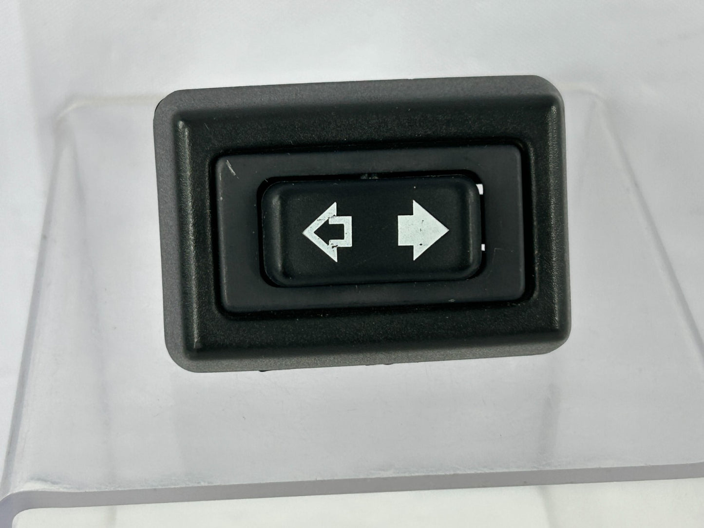 1994-1999 Land Rover Discovery Rear Left Power Window Switch OEM PRC5255
