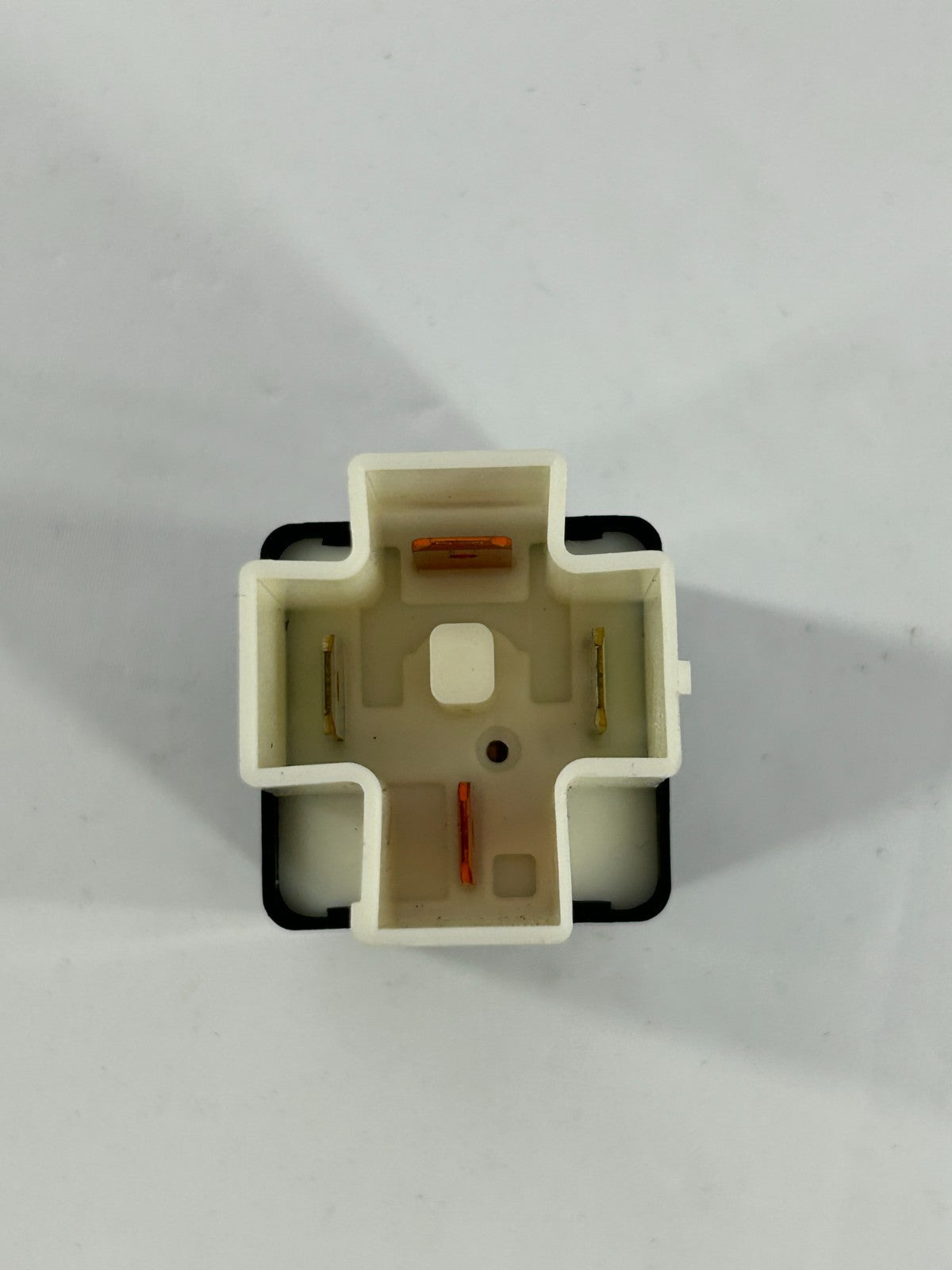 2000-2003 Lexus RX300 4-Pin Multi-Purpose Relay ISO M4-5 Unit OEM 90987-02010