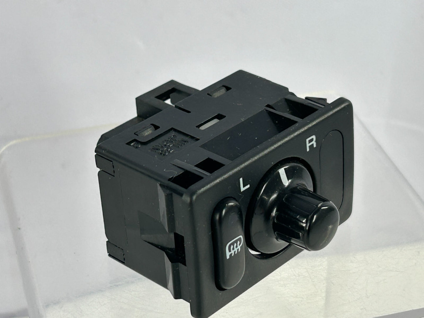 95-99 Subaru Legacy Outback Power Heated Mirror Control Switch OEM 83071FA030