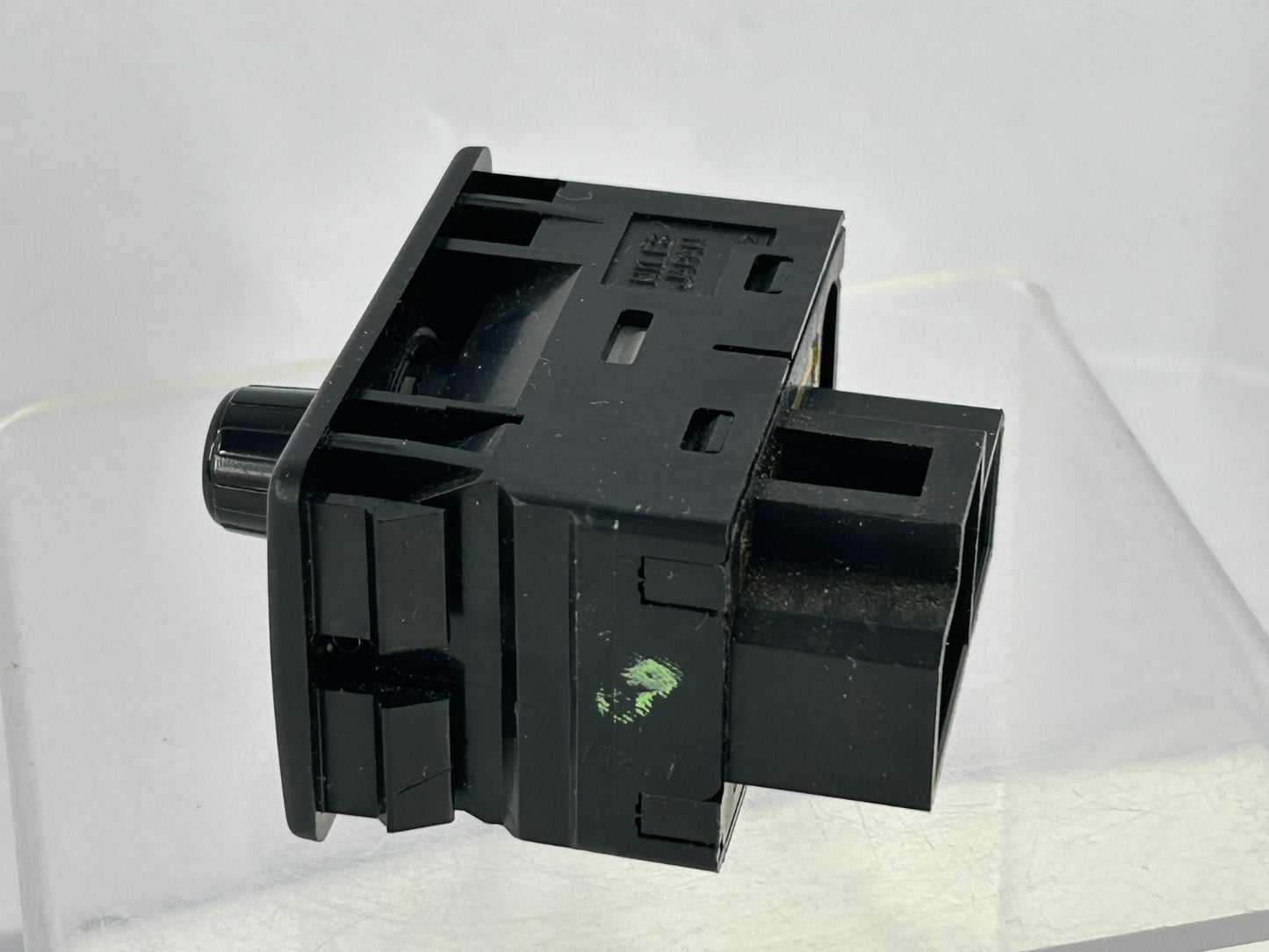 95-99 Subaru Legacy Outback Power Heated Mirror Control Switch OEM 83071FA030