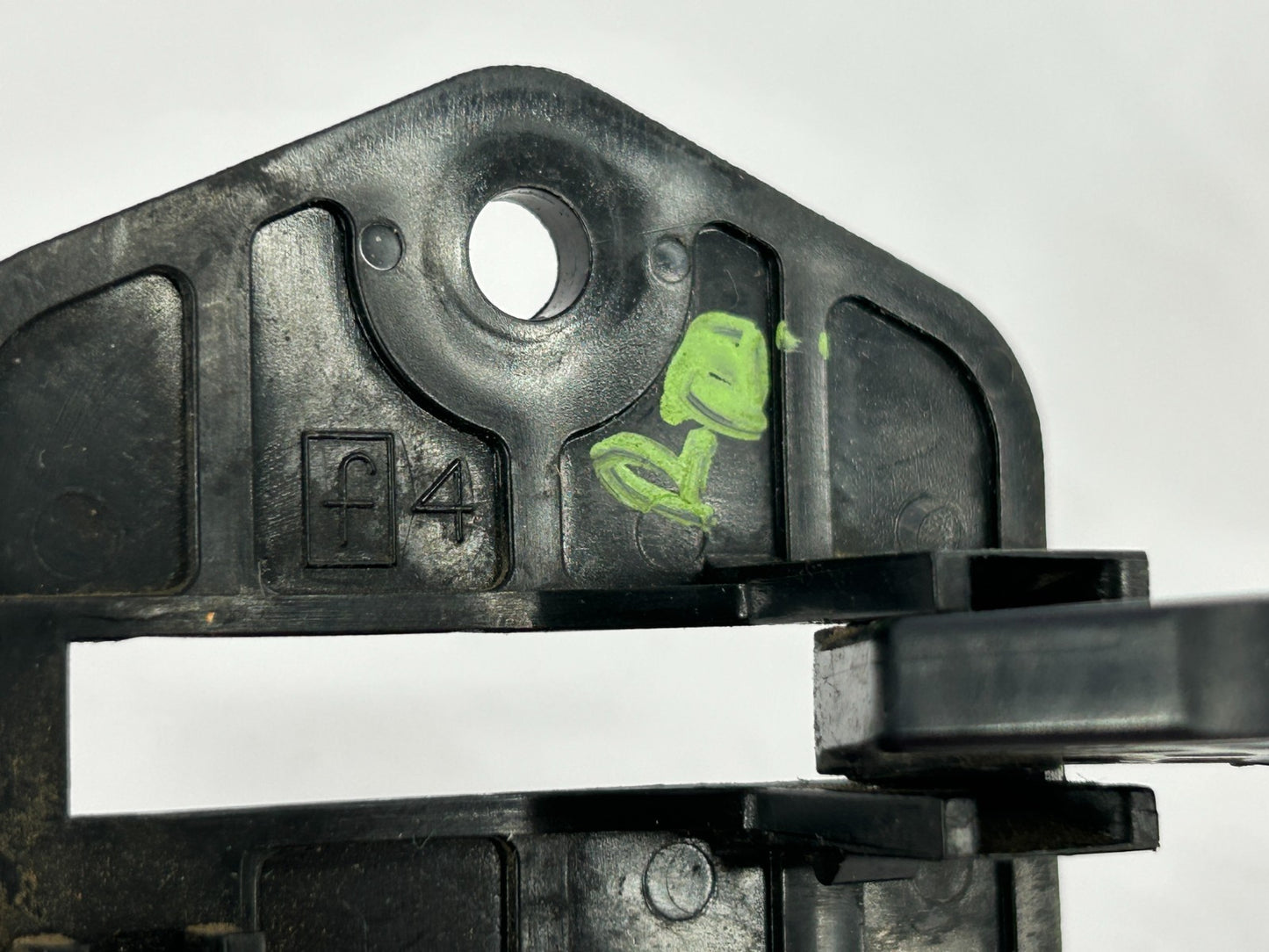 2000-2006 Toyota Tundra Rear Right Door Lock Lever Operating Rod OEM 69770-0C010