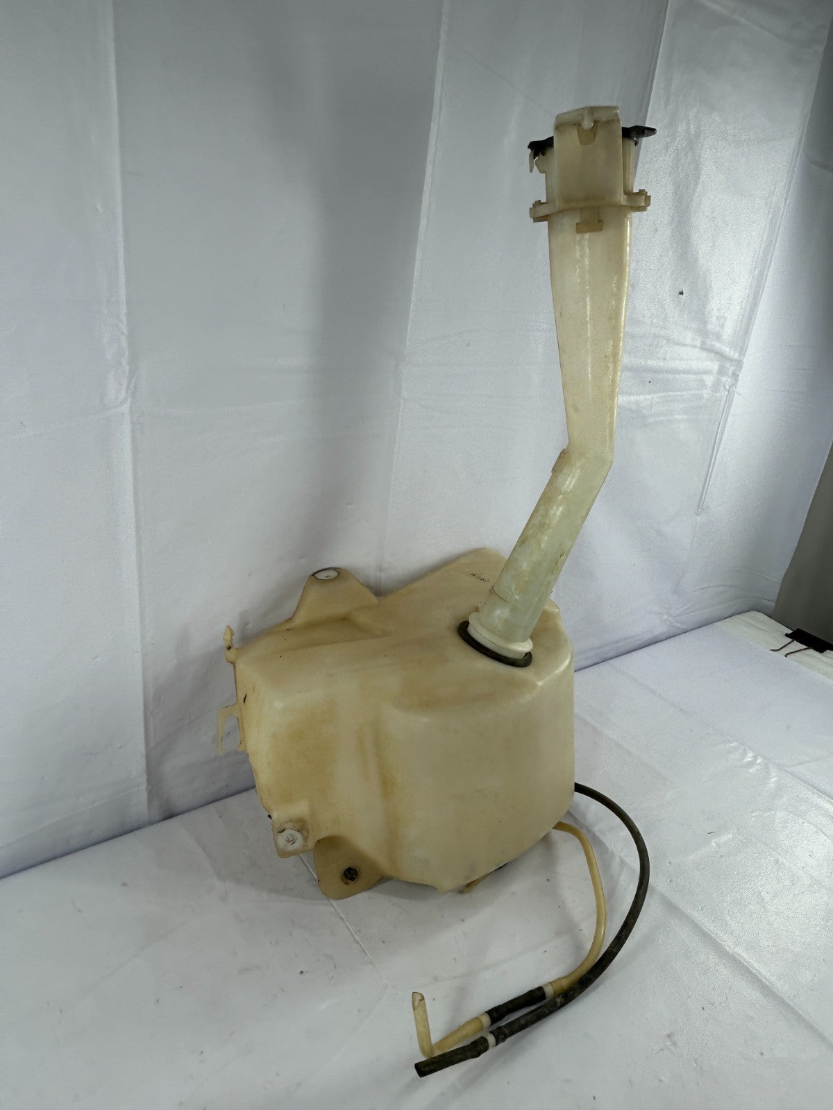 2001-2007 Toyota Sequoia Windshield Wash Reservoir Tank Bottle OEM 85315-0C040