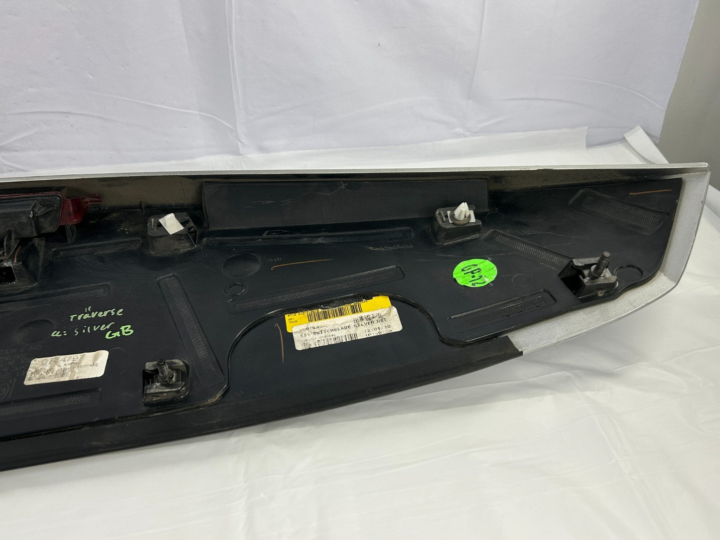 2009-2017 Chevrolet Traverse Rear End Spoiler W/ Third Brake Light OEM 84052287