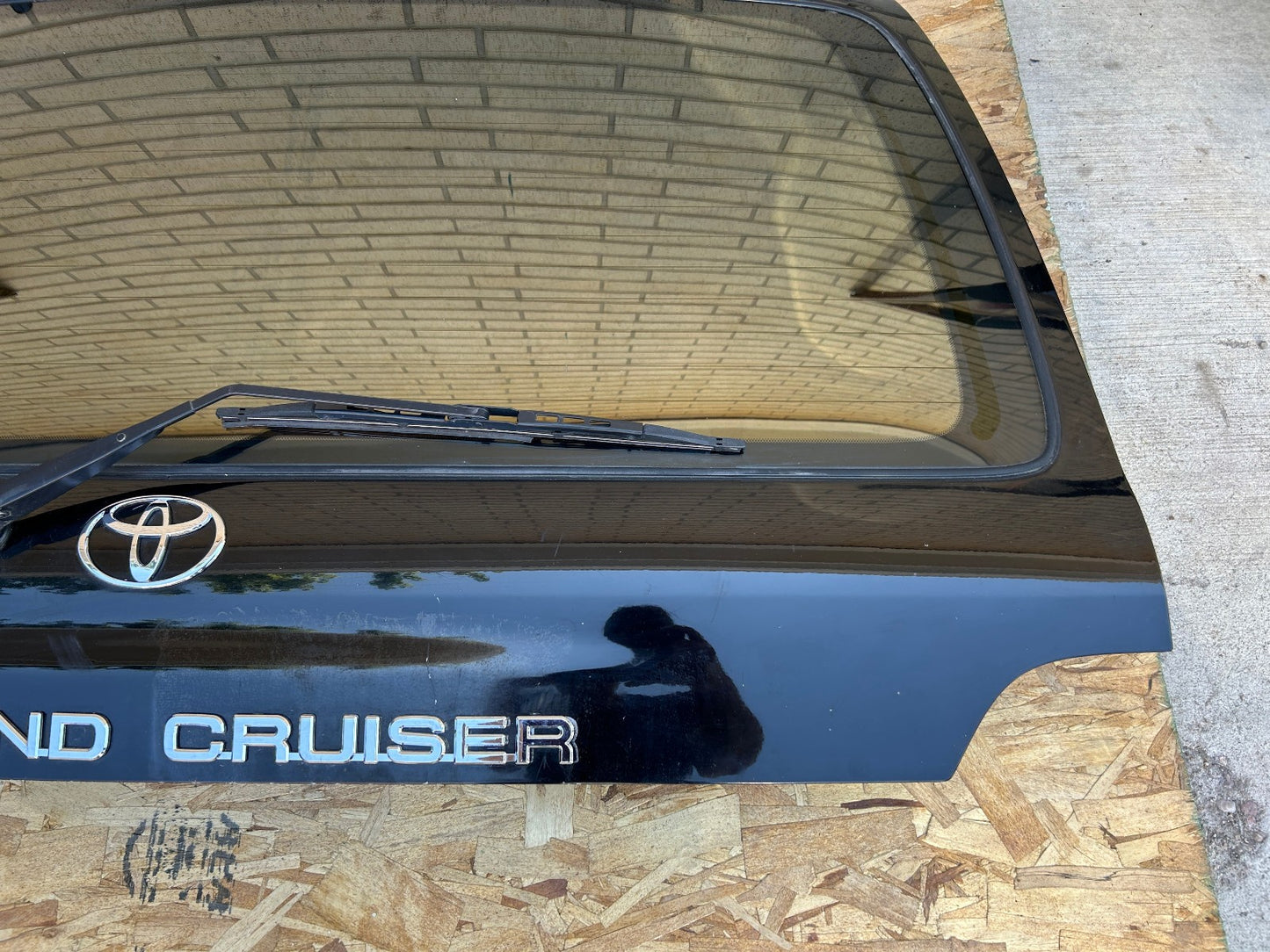 1998-02 Toyota Land Cruiser Tailgate Lift gate Trunk Hatch  BLACK OEM