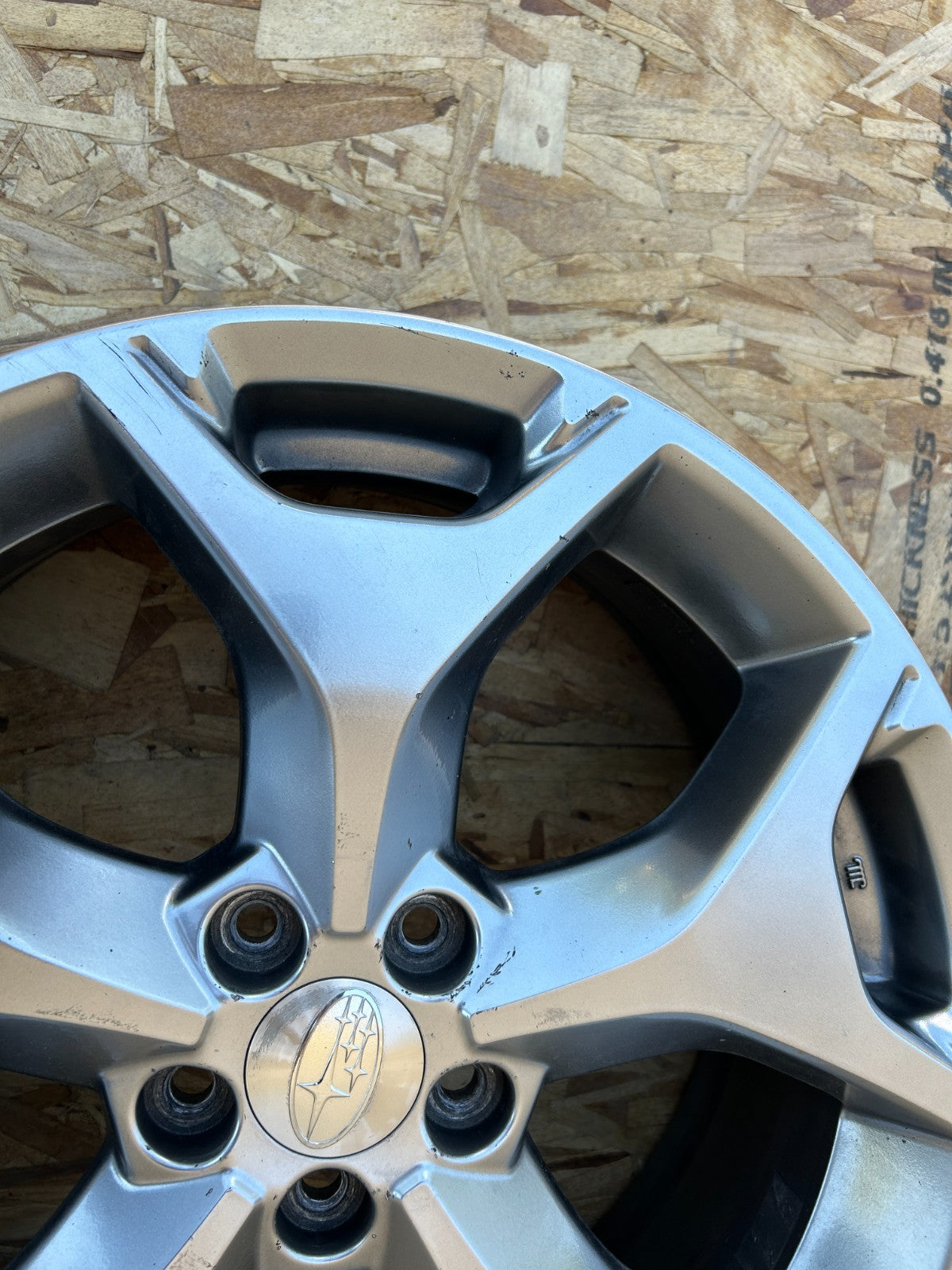 2015-2016 Subaru Forester 5 Y Spoke 18 inch Wheel Alloy Rim OEM 28111SG070