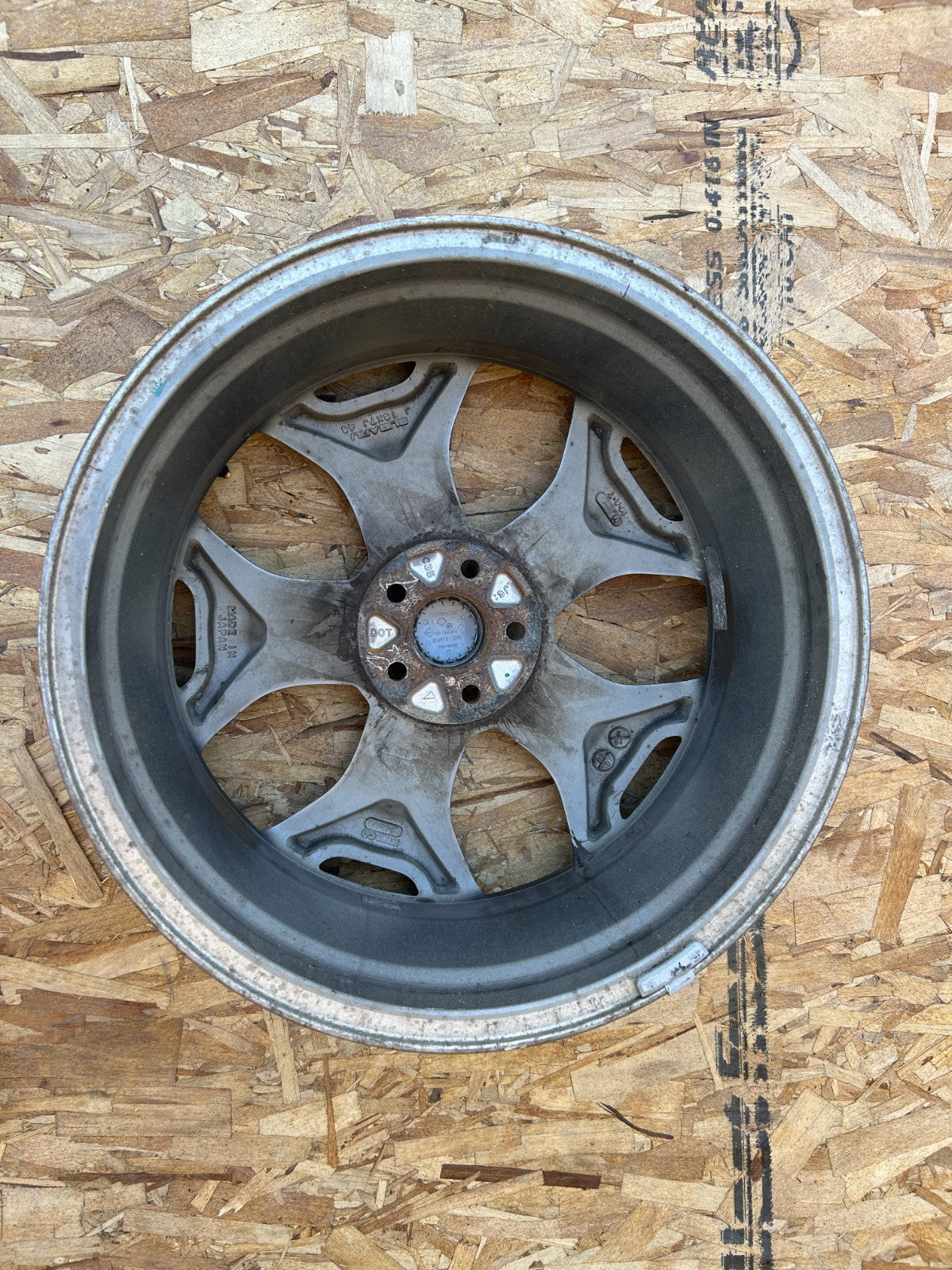 2015-2016 Subaru Forester 5 Y Spoke 18 inch Wheel Alloy Rim OEM 28111SG070