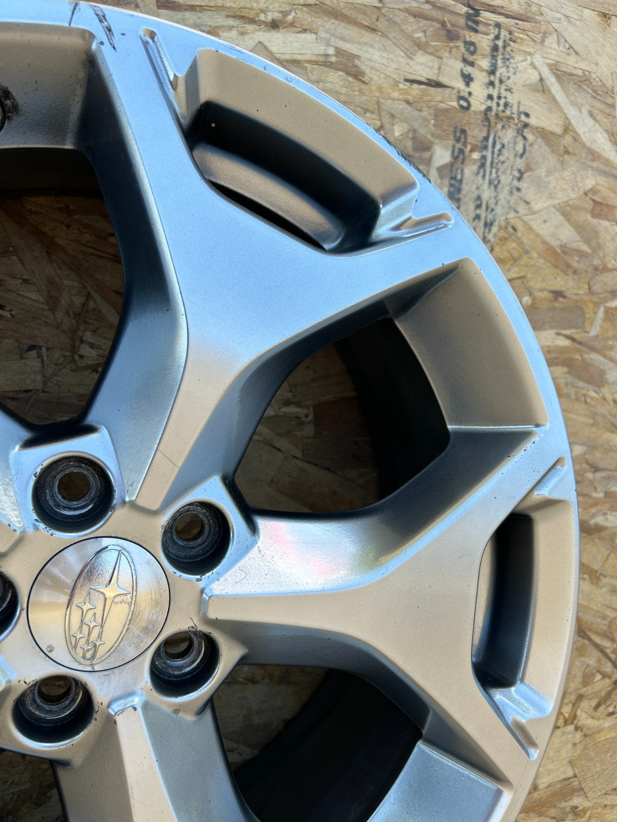 2015-2016 Subaru Forester 5 Y Spoke 18 inch Wheel Alloy Rim OEM 28111SG070
