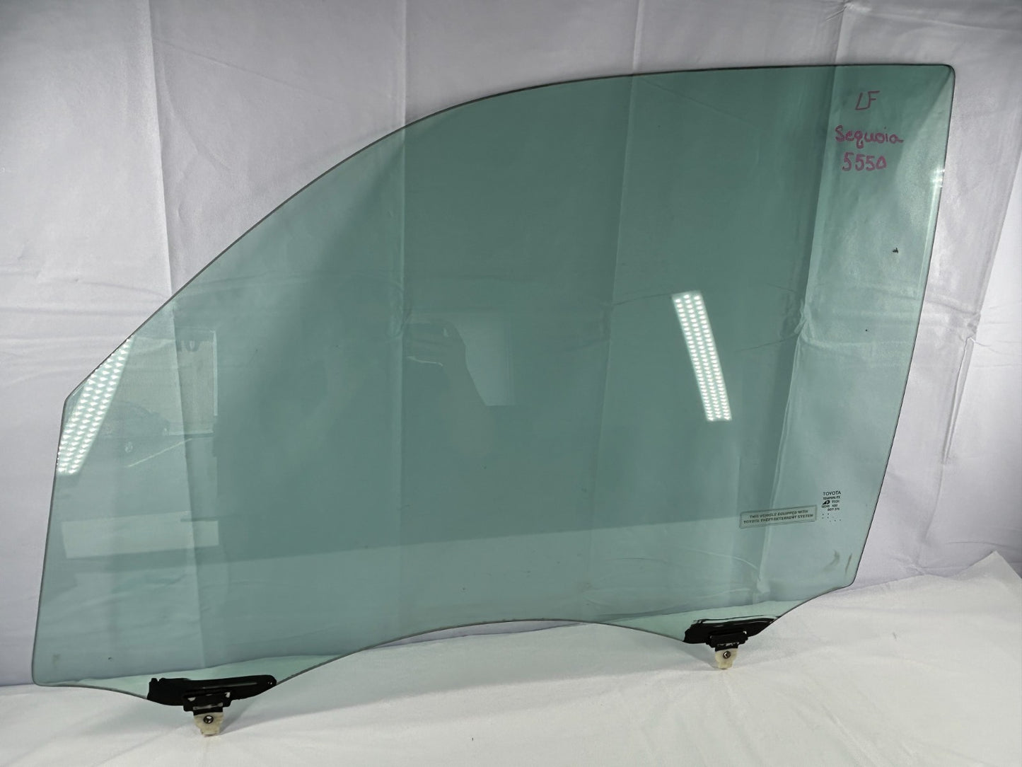 01-07 Toyota Sequoia Front Left Driver Side Door Window Glass OEM 68102-0C020
