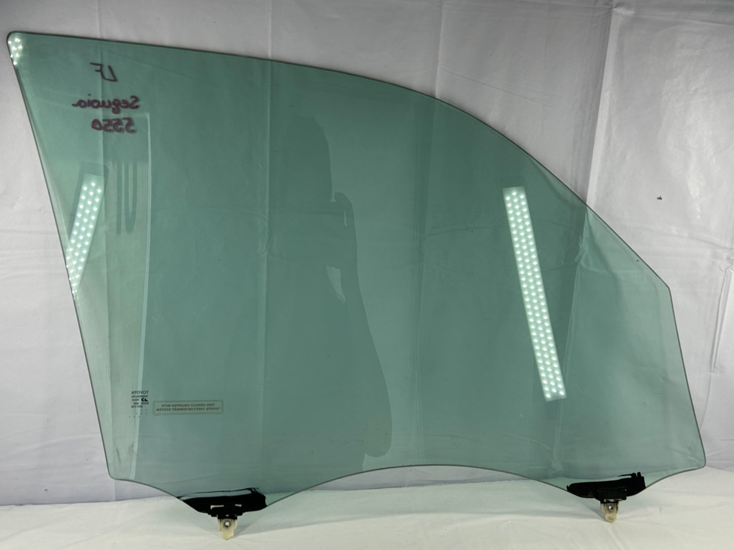 01-07 Toyota Sequoia Front Left Driver Side Door Window Glass OEM 68102-0C020