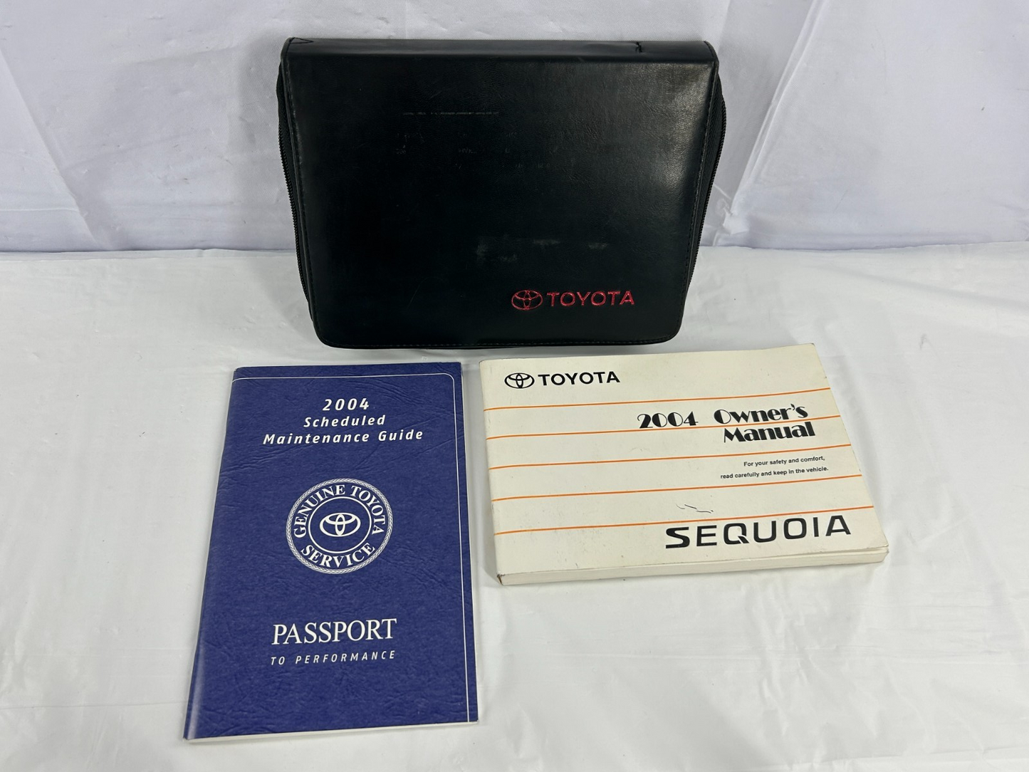 2004 Toyota Sequoia Owner Manual Guide Book and Leather Case OEM