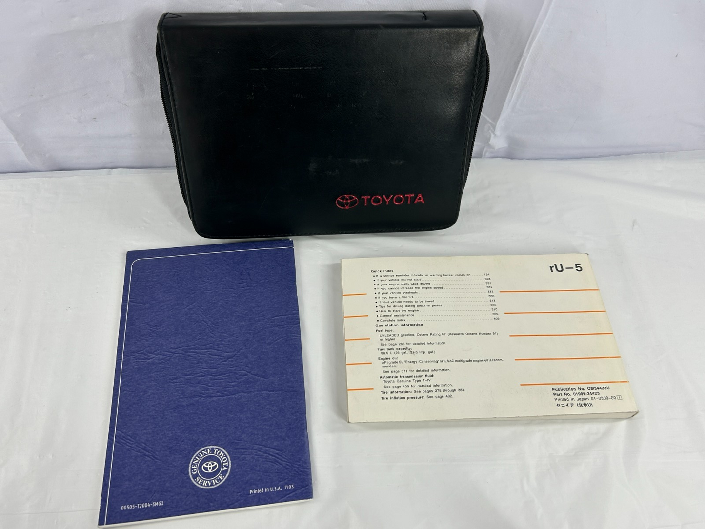 2004 Toyota Sequoia Owner Manual Guide Book and Leather Case OEM