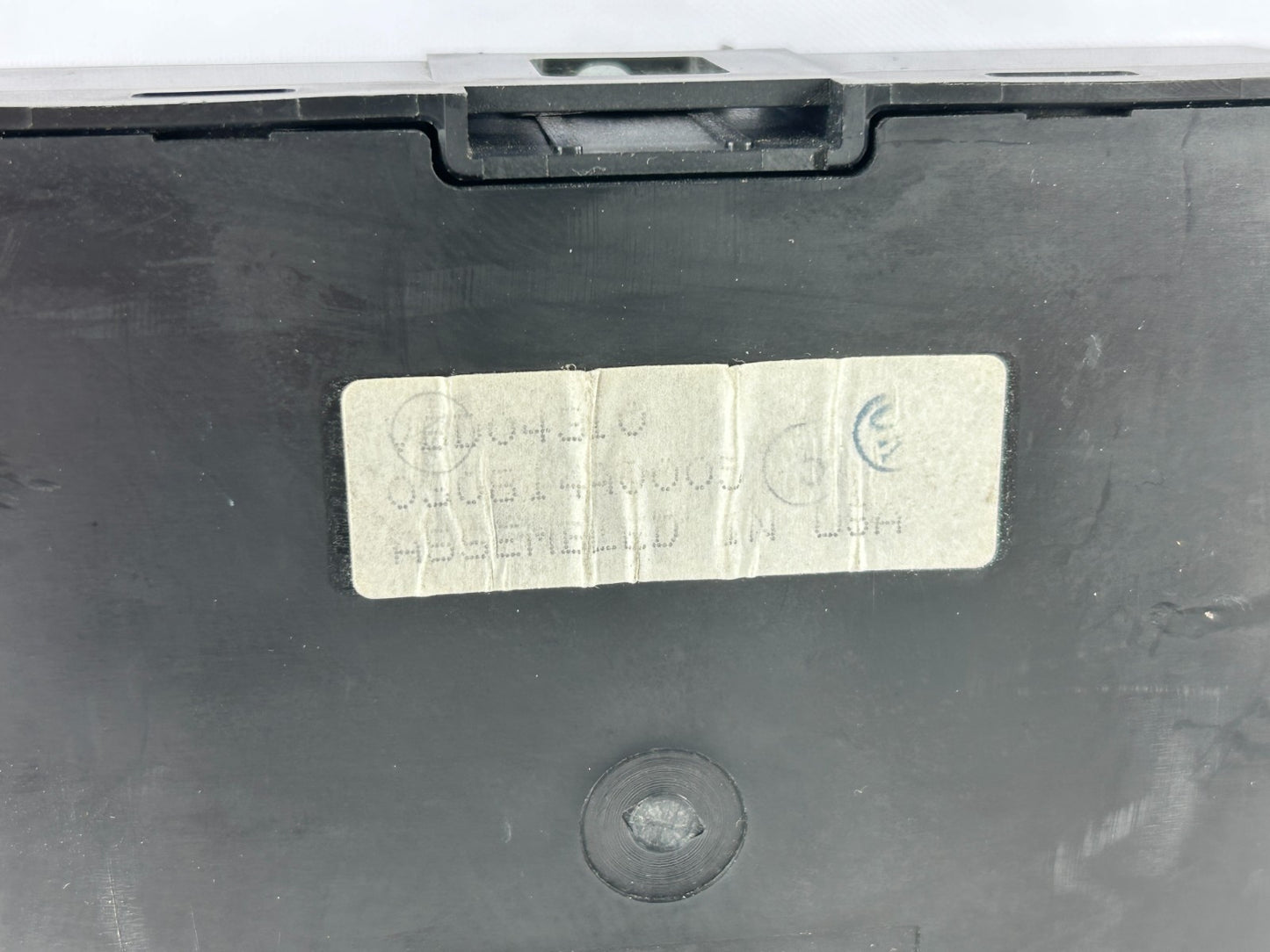 2002-2005 Toyota Sequoia Multiplex Network Body Control Module OEM 89221-0C012