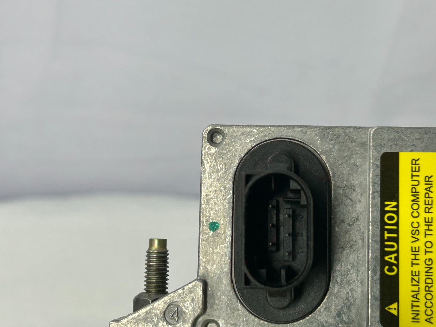 2003-2004 Toyota Sequoia Yaw Rate Speed Traction Control Sensor OEM 89183-OCO20