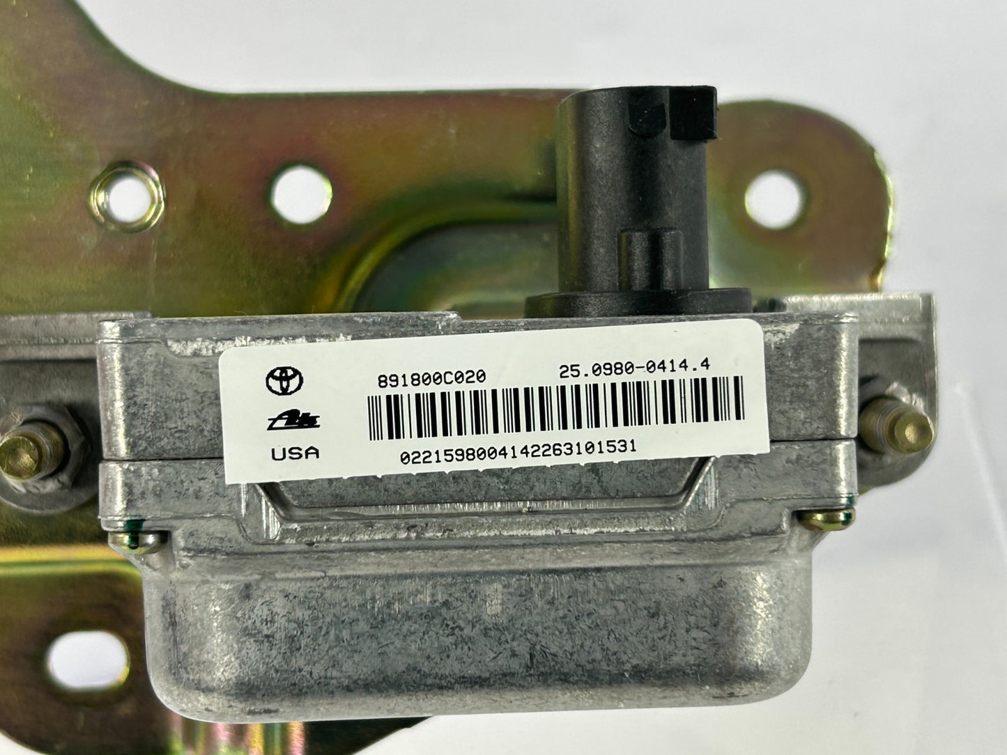 2003-2004 Toyota Sequoia Yaw Rate Speed Traction Control Sensor OEM 89183-OCO20