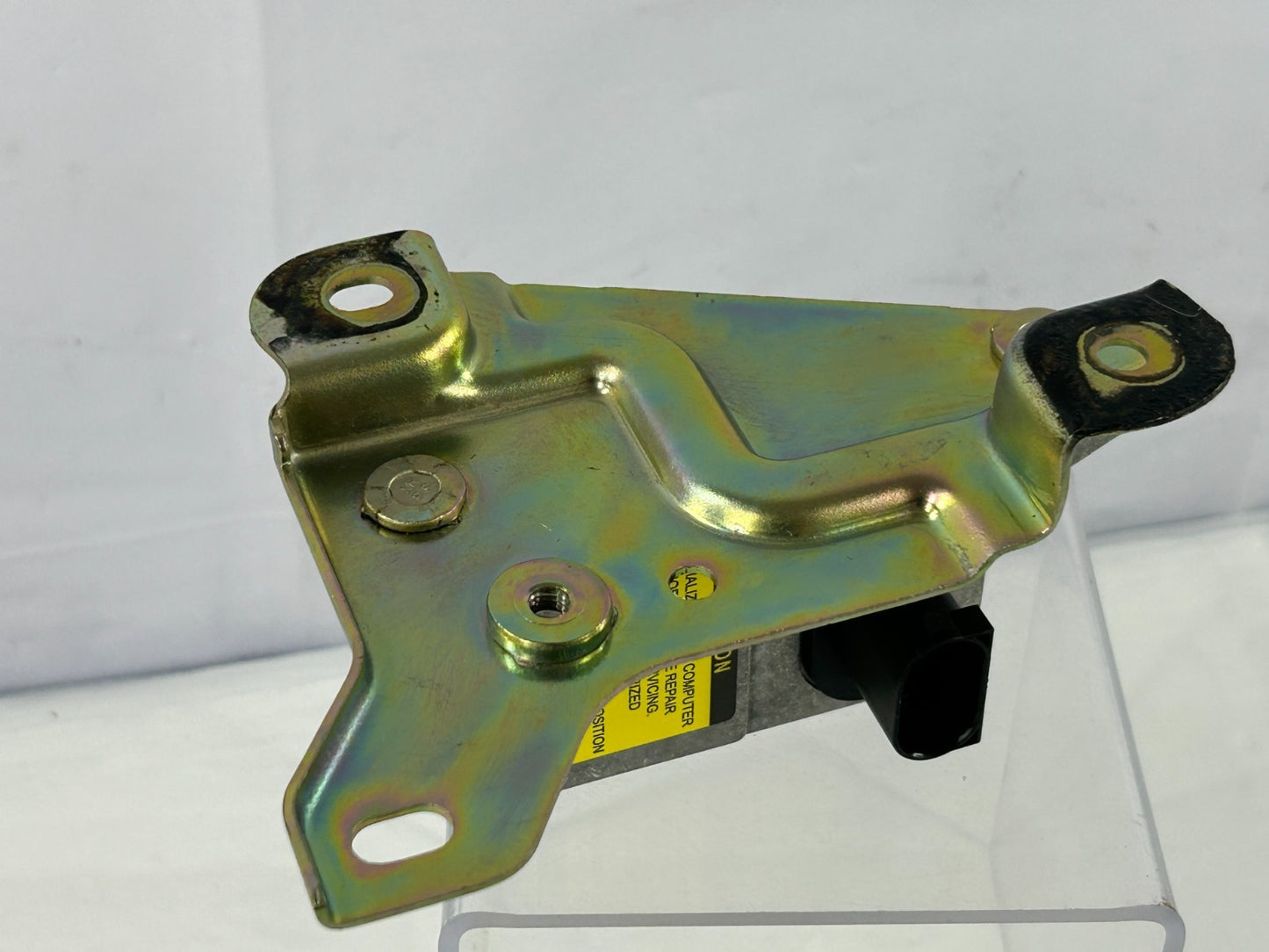 2003-2004 Toyota Sequoia Yaw Rate Speed Traction Control Sensor OEM 89183-OCO20