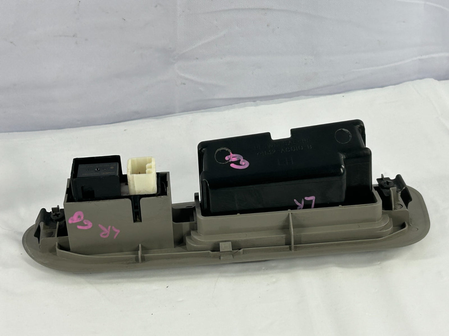 2001-2007 Toyota Sequoia Rear Left Window Switch and Bezel OEM 74132-AC010-B