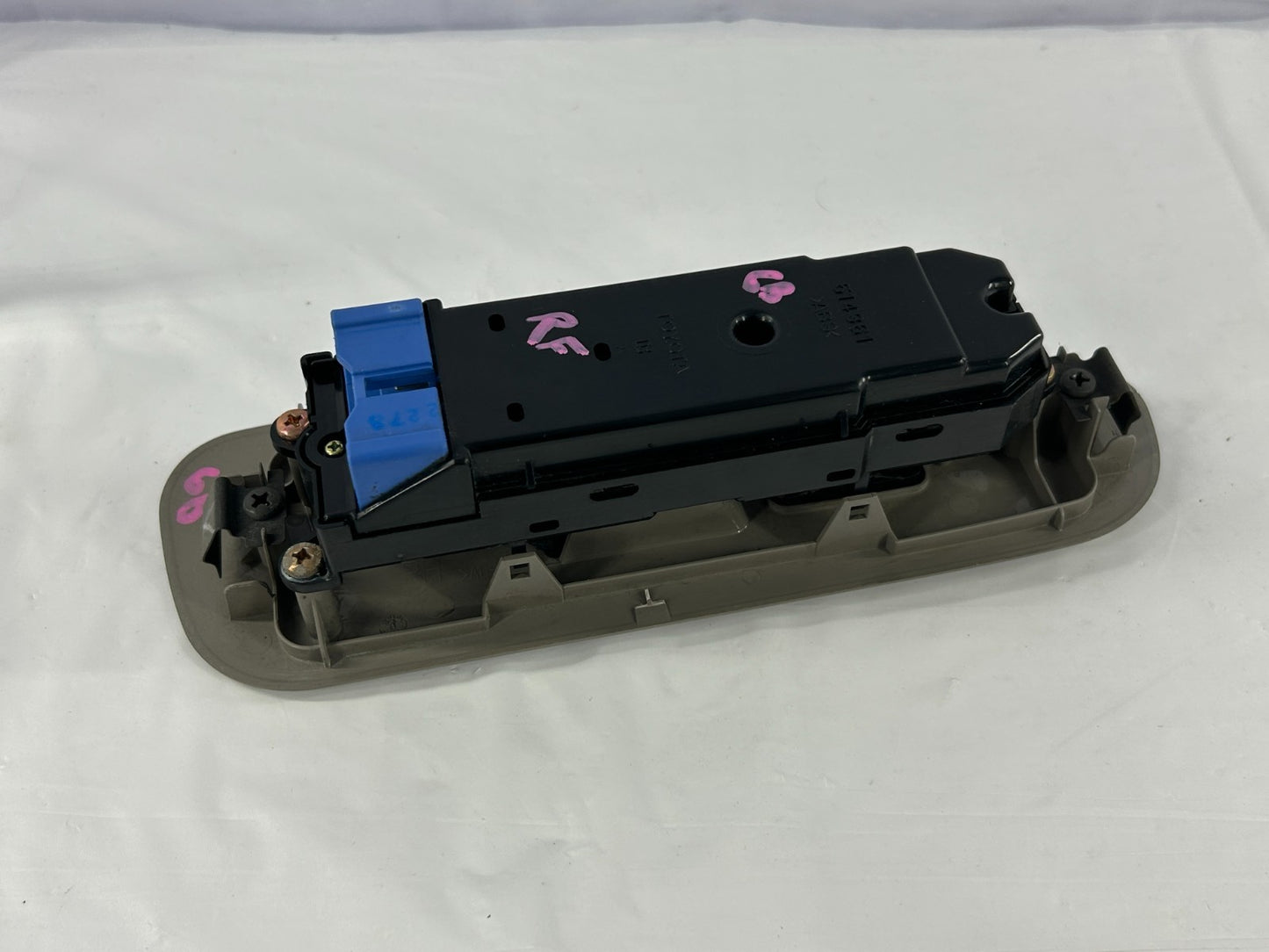 01-07 Toyota Sequoia Front Right Power Window Control Switch OEM 74201-0C030-B1