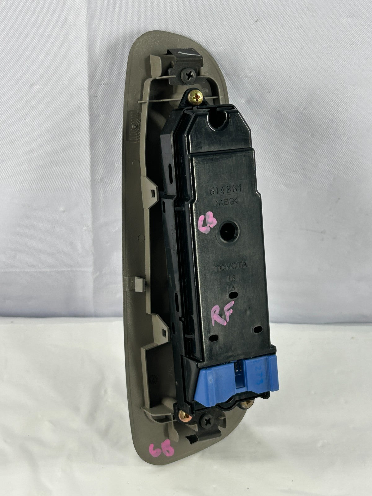 01-07 Toyota Sequoia Front Right Power Window Control Switch OEM 74201-0C030-B1