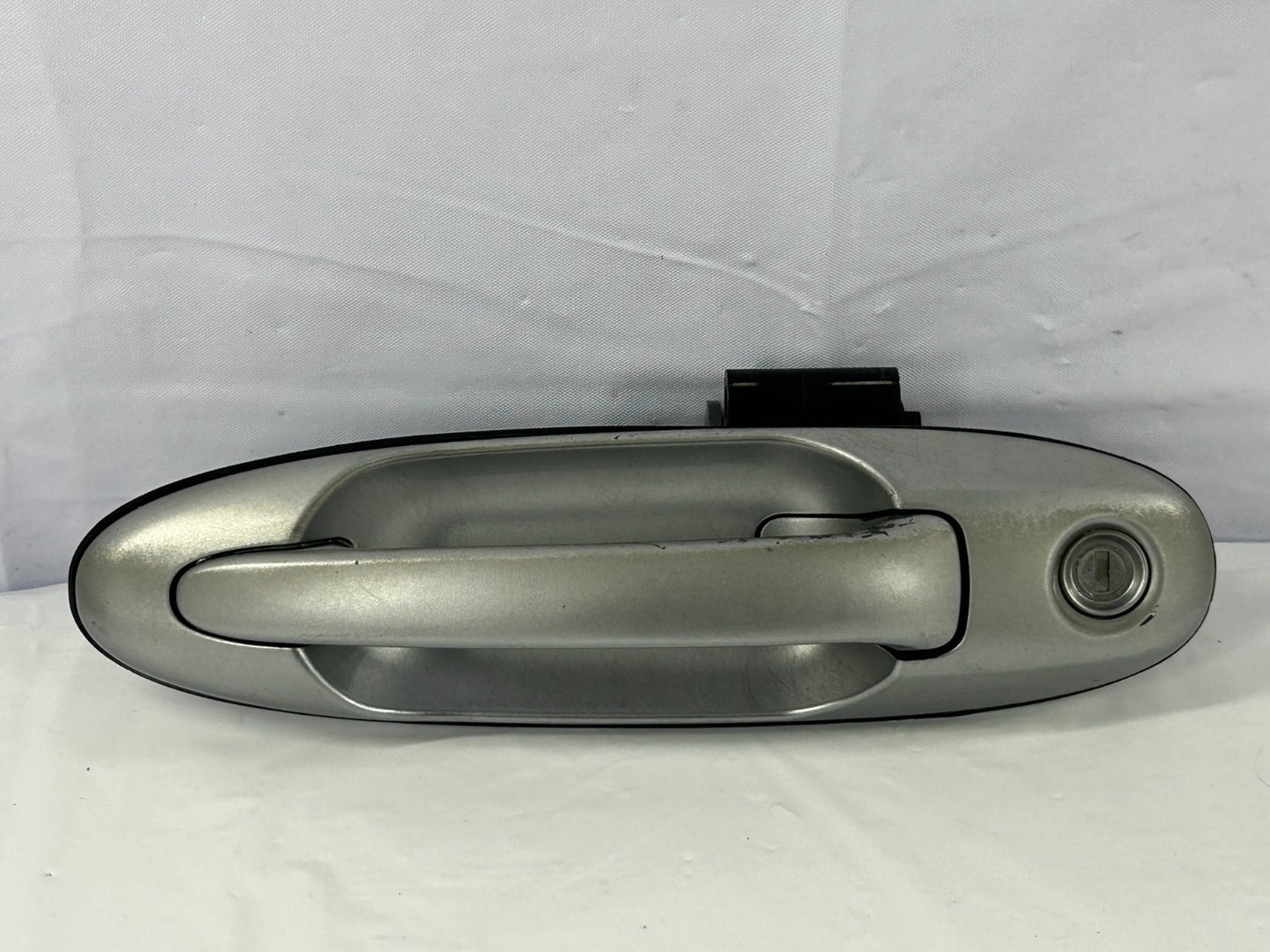 2001-2007 Toyota Sequoia Exterior Front Left Door Handle OEM 69220-34050-B1