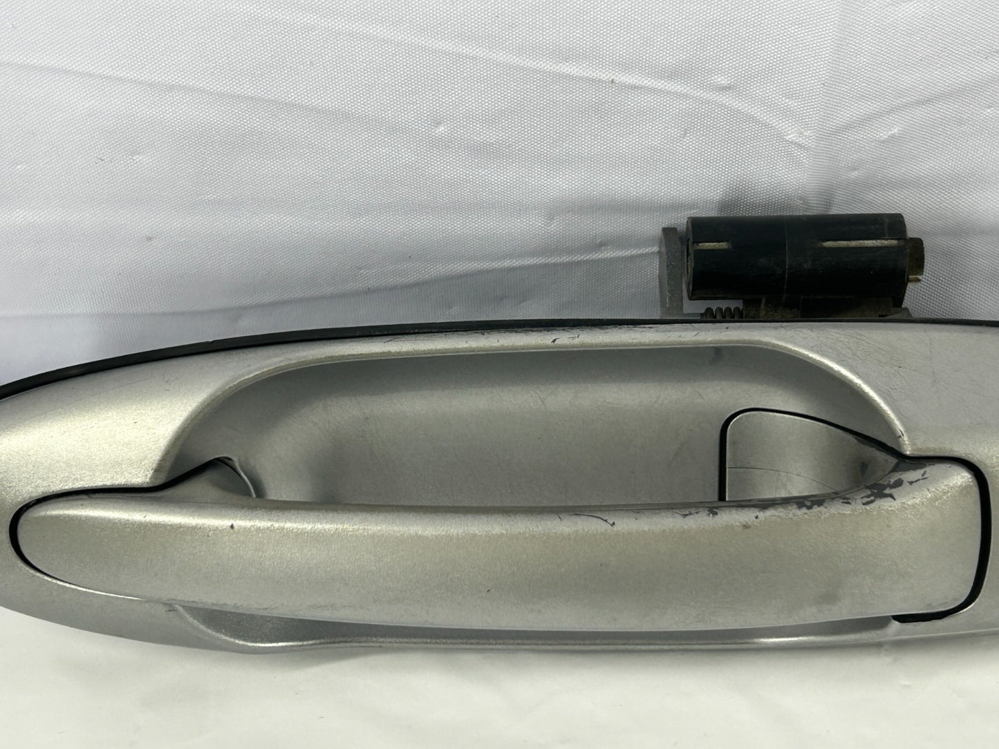 2001-2007 Toyota Sequoia Exterior Front Left Door Handle OEM 69220-34050-B1