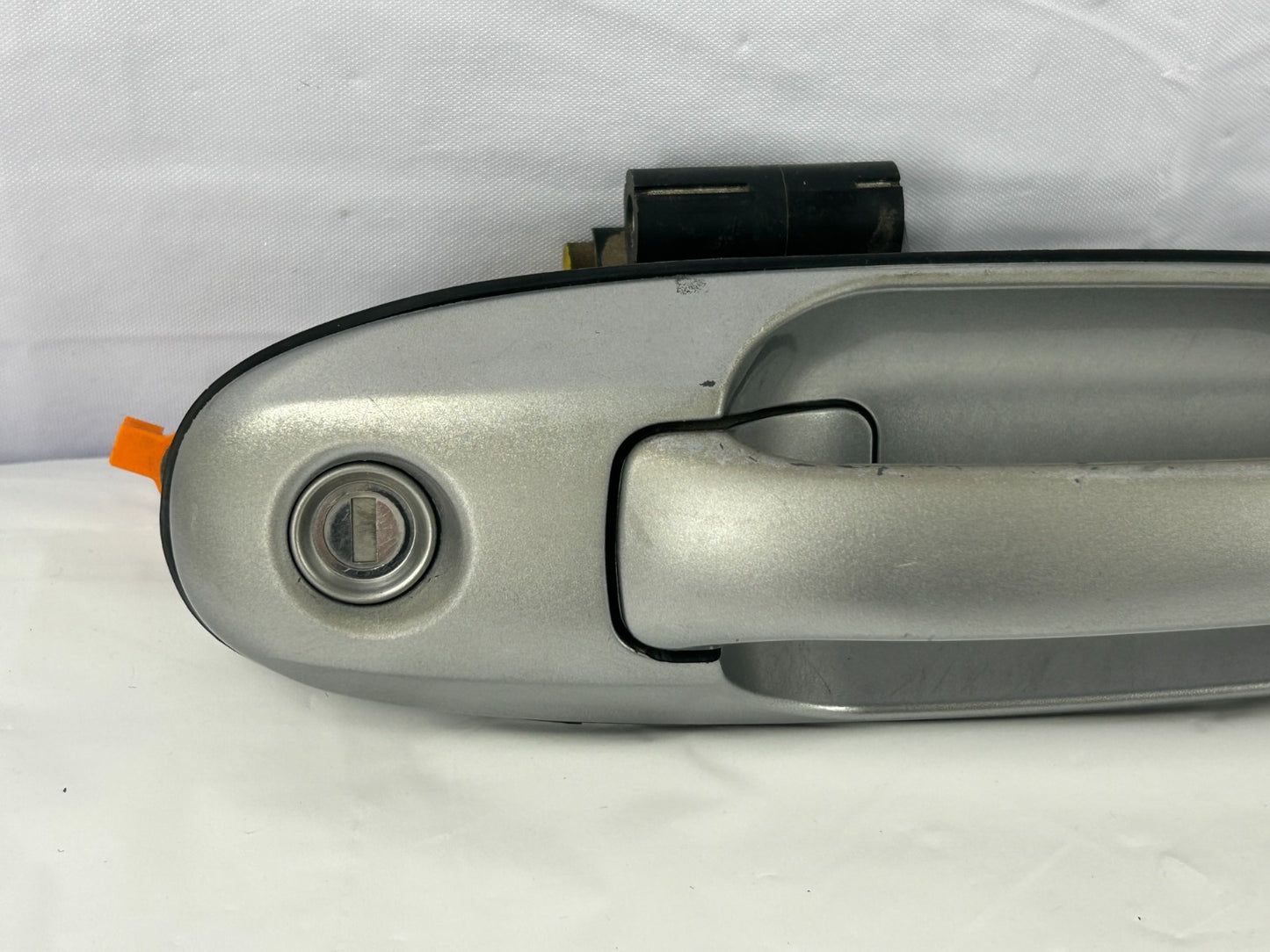 2001-2007 Toyota Sequoia Exterior Front Right Door Handle OEM 69210-34050-B1