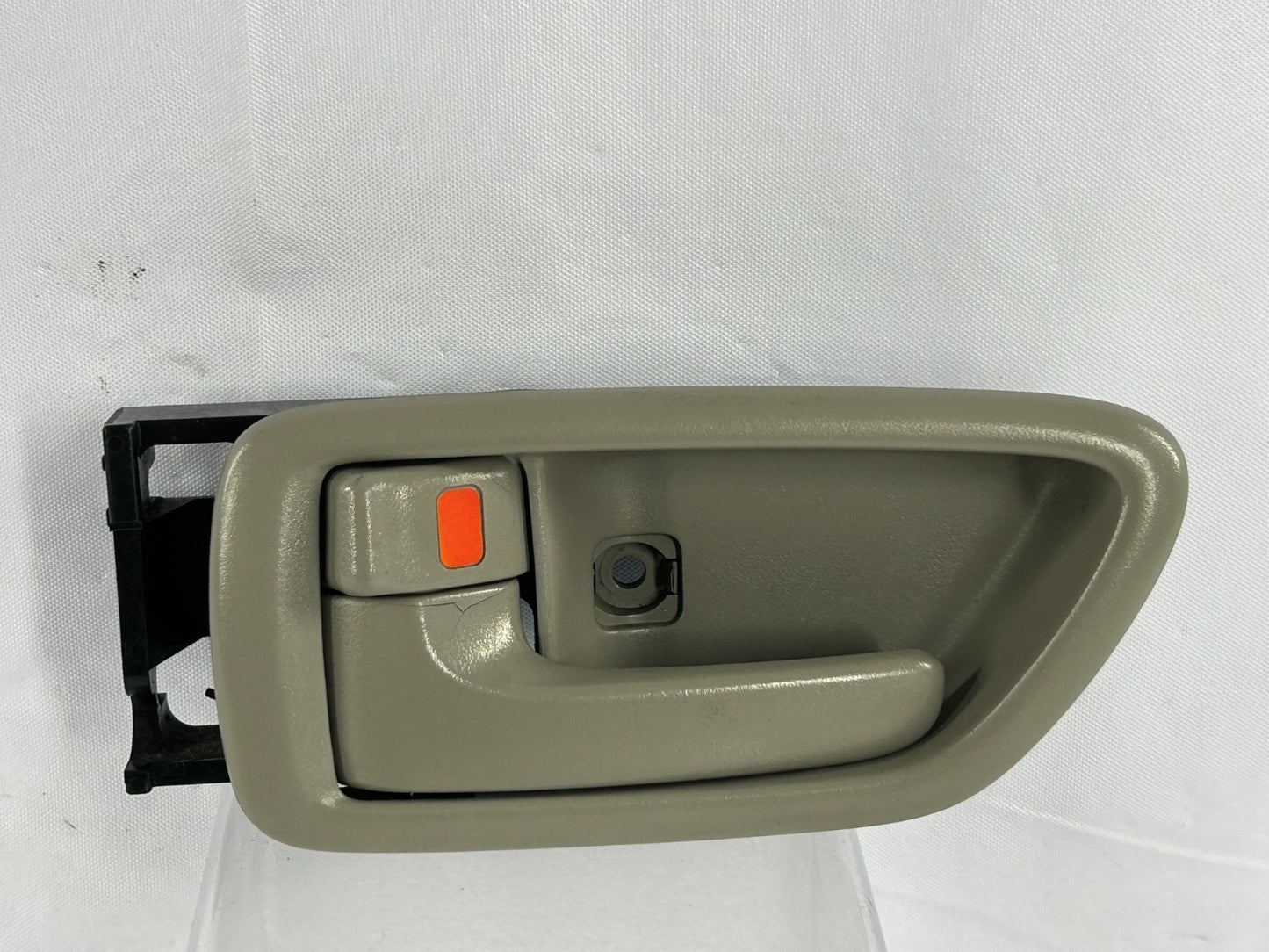 01-07 Toyota Sequoia Front Left Interior Door Handle Gray OEM 69206-0C030-B0