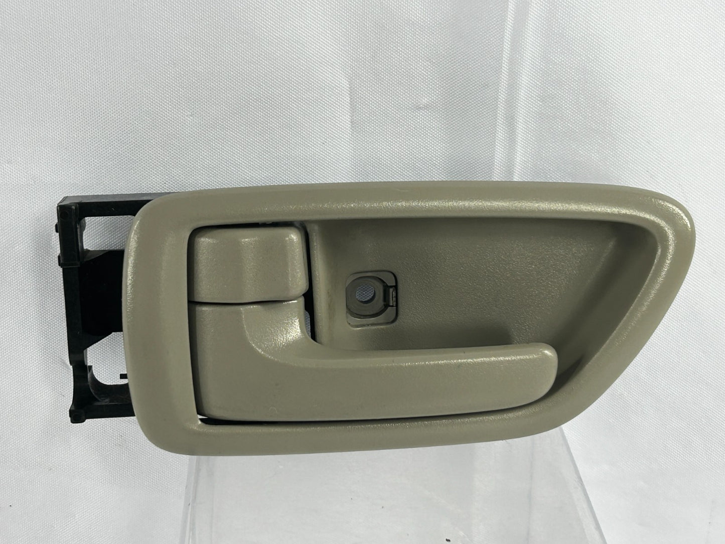 2001-2007 Toyota Sequoia Rear Left Interior Door Handle Gray OEM 69206-0C030-B0