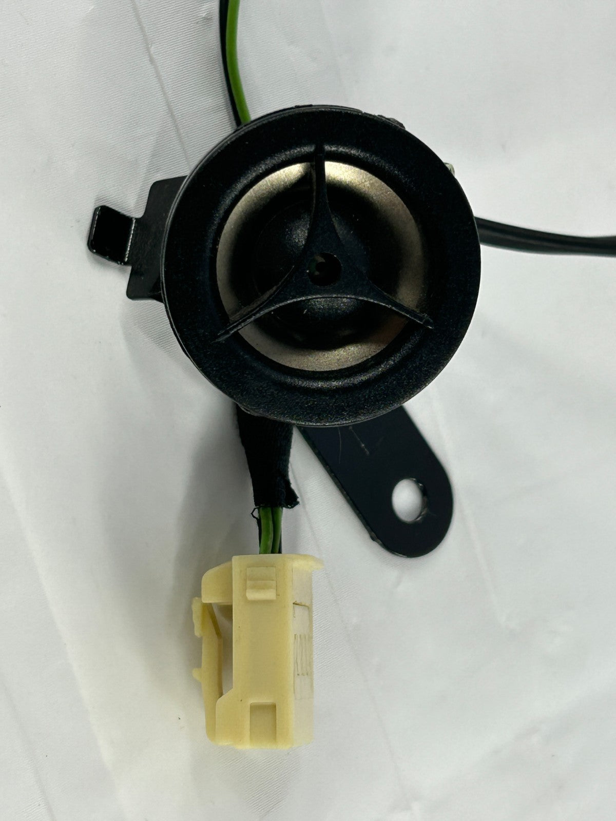 2001-2007 Toyota Sequoia Front Left Driver Door Tweeter Speaker OEM 86160-AF050