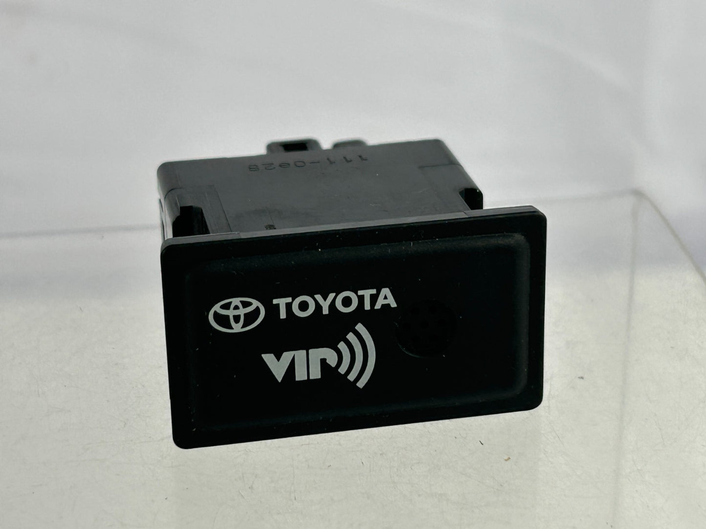 2004 Toyota Sequoia VIP Security Alarm Window Breakage Sensor OEM 08586-0C830