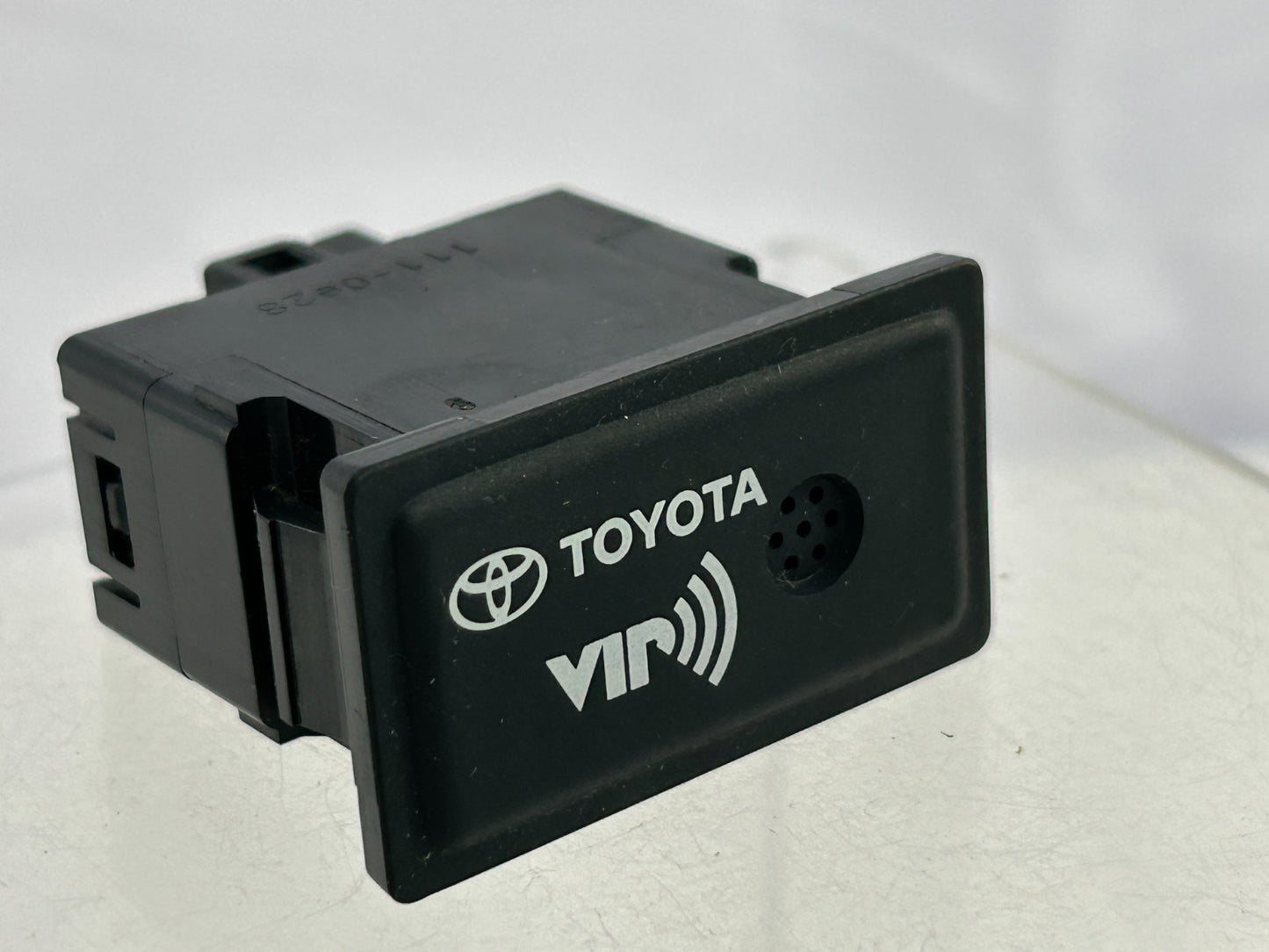 2004 Toyota Sequoia VIP Security Alarm Window Breakage Sensor OEM 08586-0C830