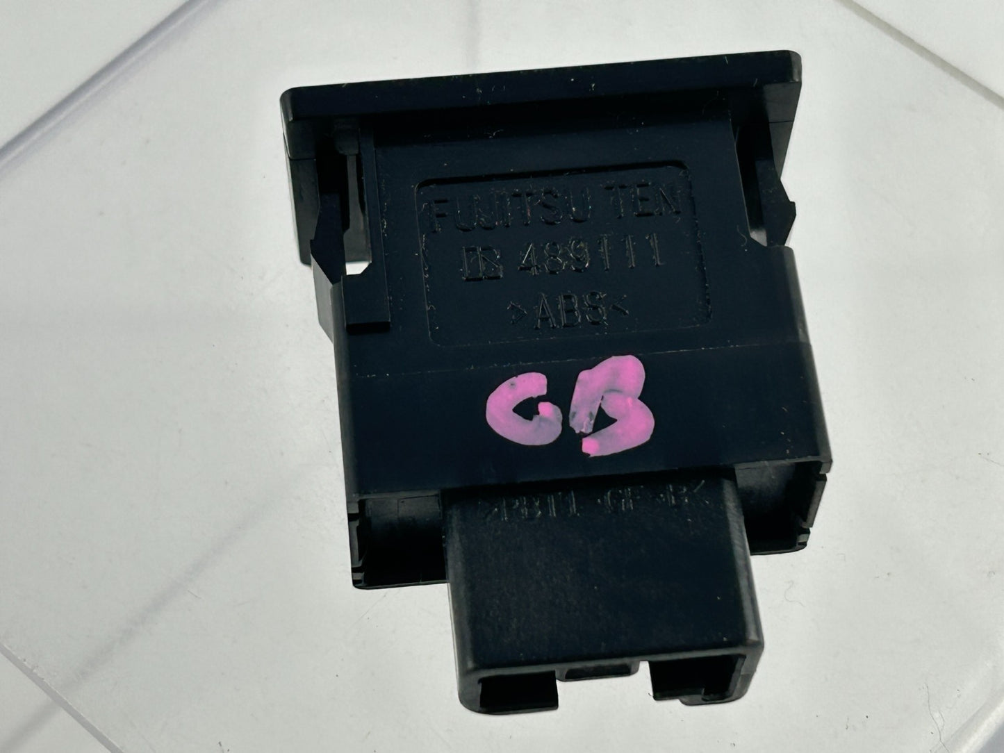2004 Toyota Sequoia VIP Security Alarm Window Breakage Sensor OEM 08586-0C830