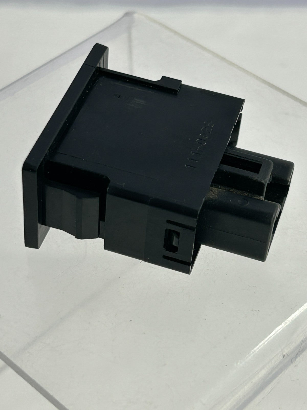 2004 Toyota Sequoia VIP Security Alarm Window Breakage Sensor OEM 08586-0C830