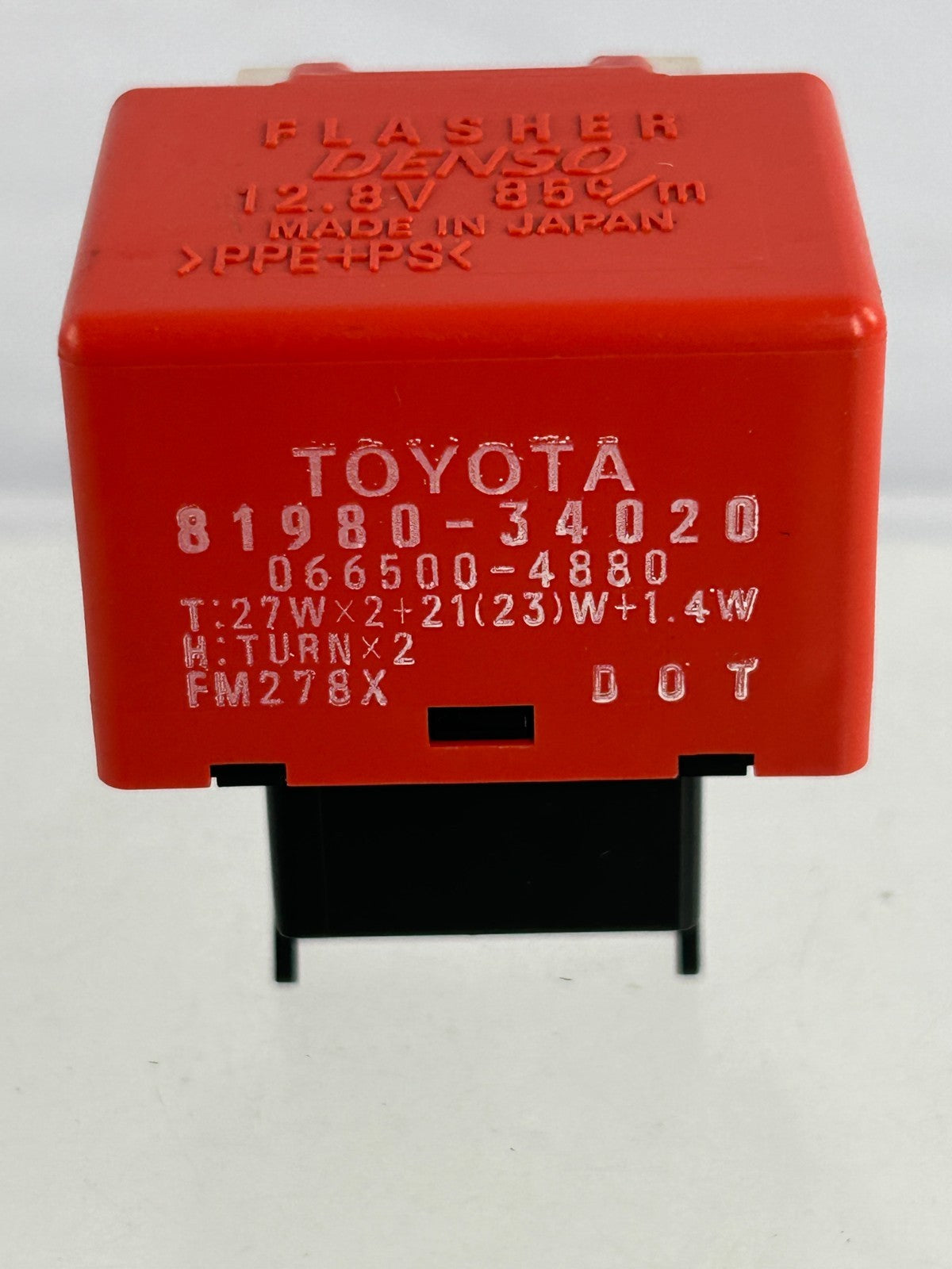 2001-2007 Toyota Sequoia Turn Signal Flasher Relay Module Unit OEM 81980-34020