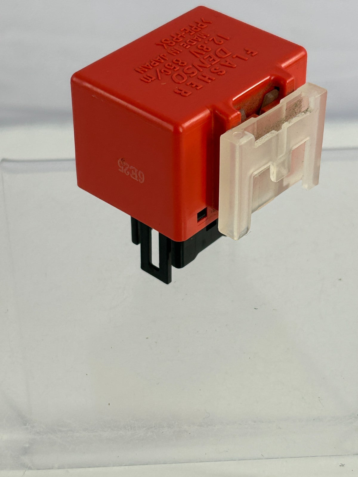 2001-2007 Toyota Sequoia Turn Signal Flasher Relay Module Unit OEM 81980-34020