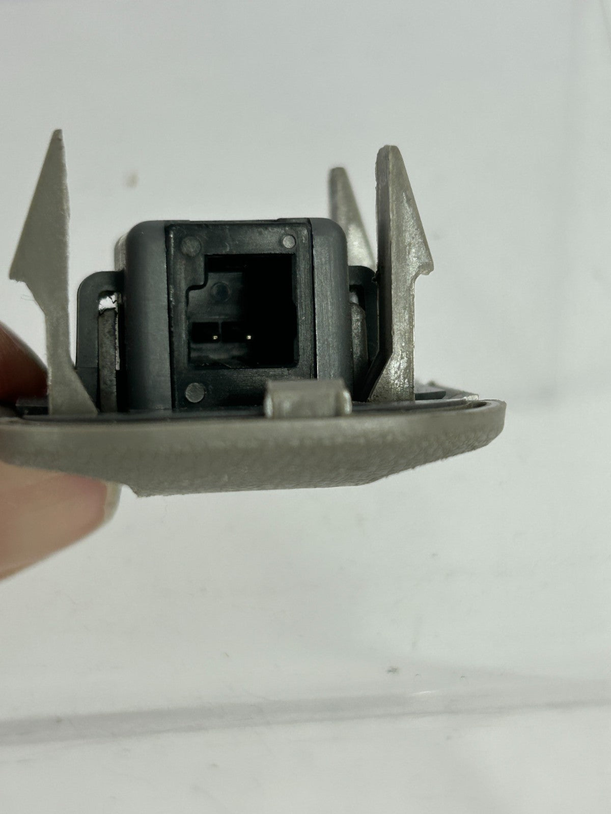 2001-2007 Toyota Sequoia HVAC Ambient Temperature Sensor Gray OEM 88625-34040-B0