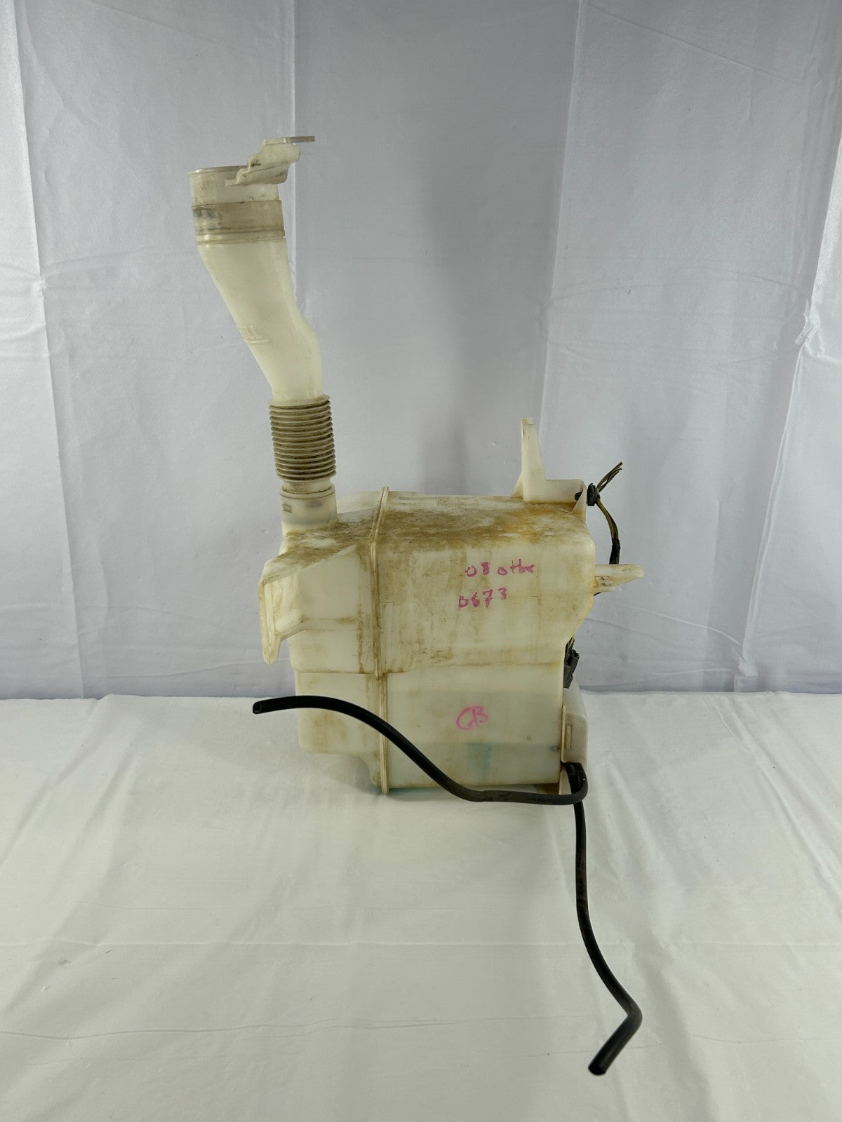 2005-2009 Subaru Outback Windshield Washer Fluid Bottle Tank OEM 86631AG04A