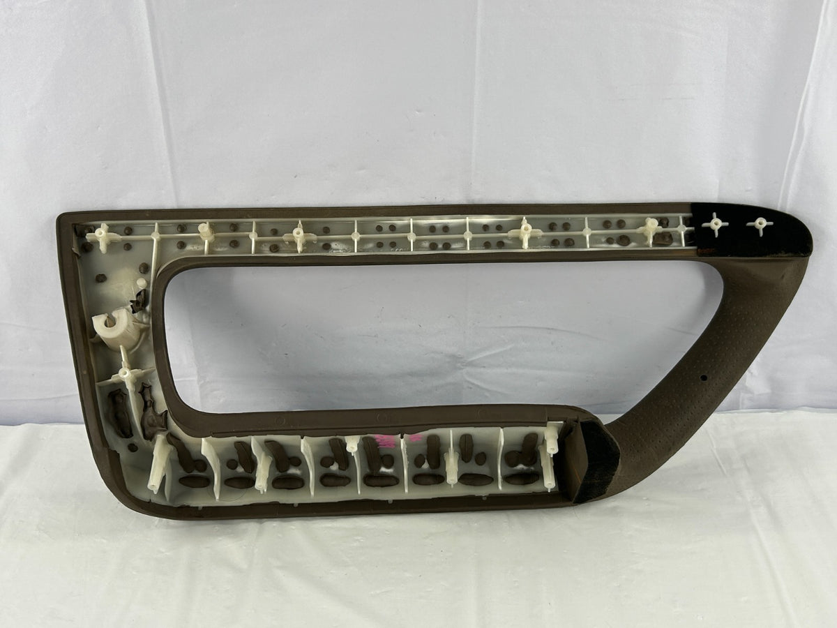 98-03 Toyota Land Cruiser Rear Right Door Armrest Pull Handle OEM 74250-60010-E0