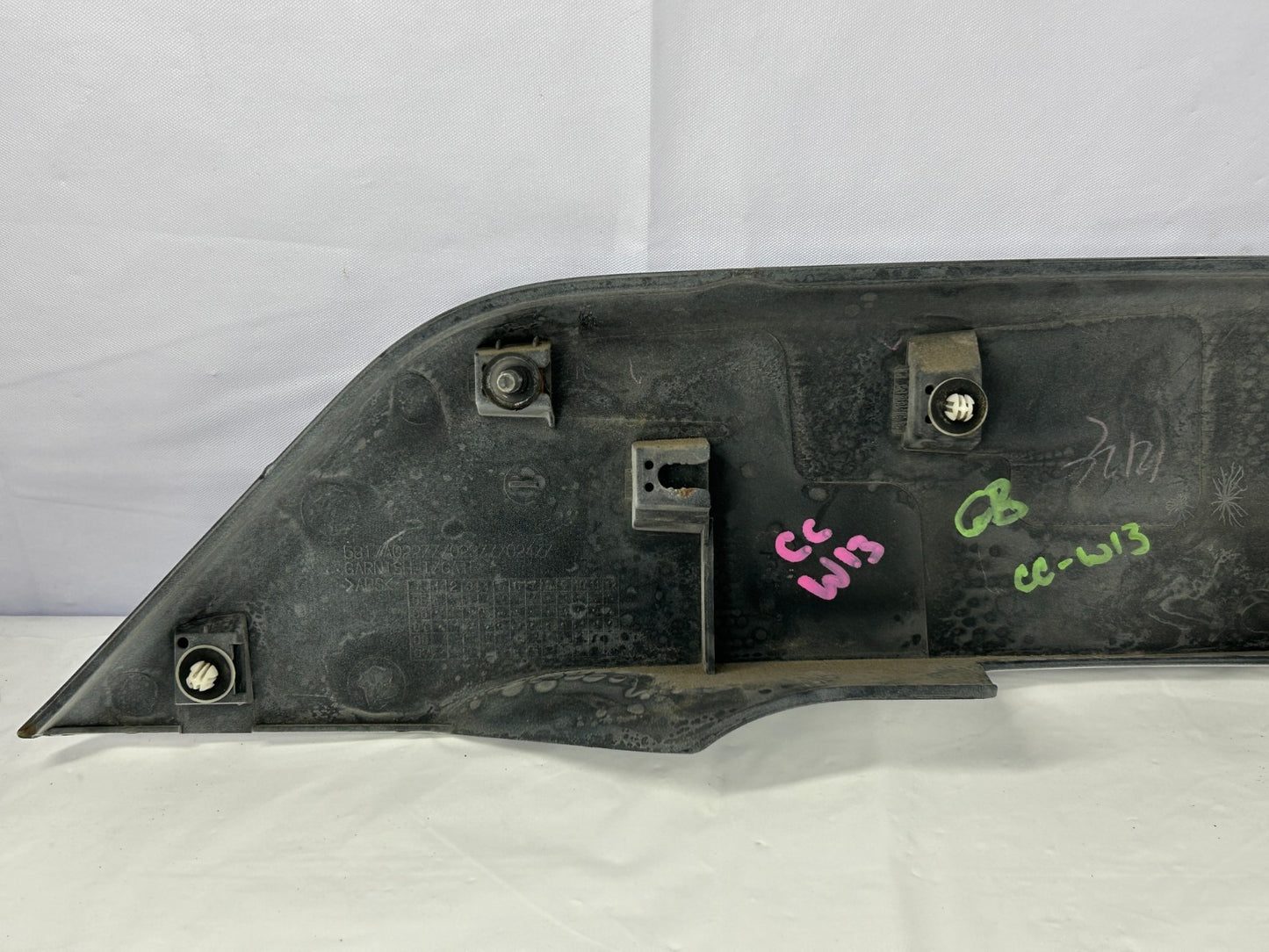 07-13 Mitsubishi Outlander Rear Tailgate Hatch Garnish Trim White OEM 5817A022WA
