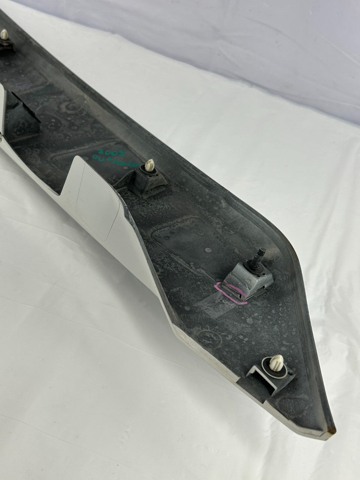07-13 Mitsubishi Outlander Rear Tailgate Hatch Garnish Trim White OEM 5817A022WA