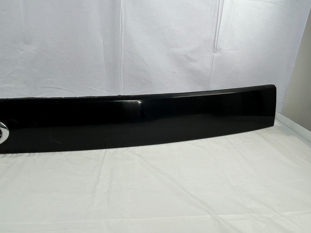 2009-2013 Subaru Forester Rear Tailgate Hatch Garnish Trim Gray OEM 91119SC000NN