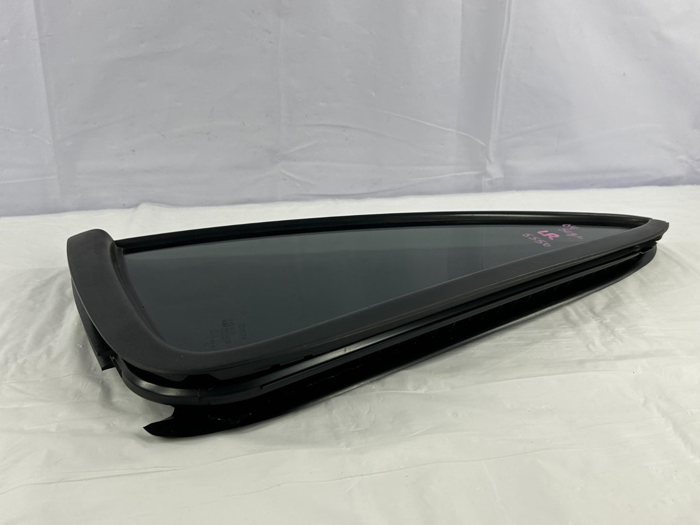 2001-2007 Toyota Sequoia Rear Left Quarter Window Glass Panel OEM 68124-0C010