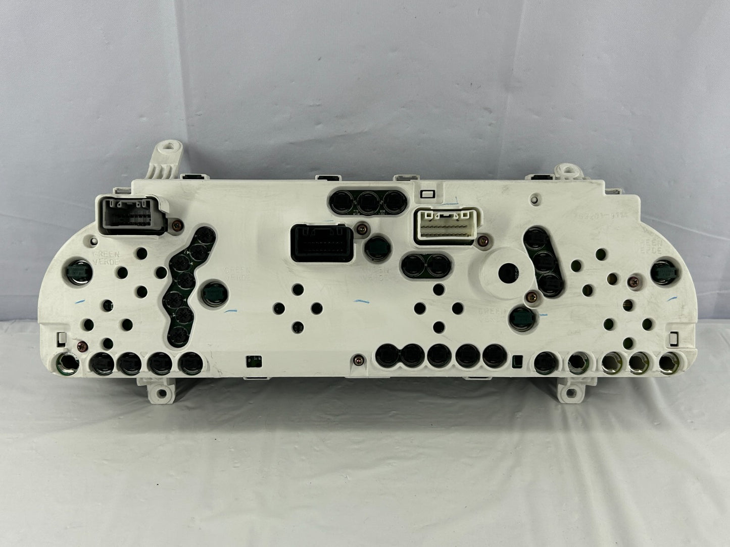 2001-2005 Toyota Sequoia Speedometer Gauge Cluster Miles OEM 83220-0C050