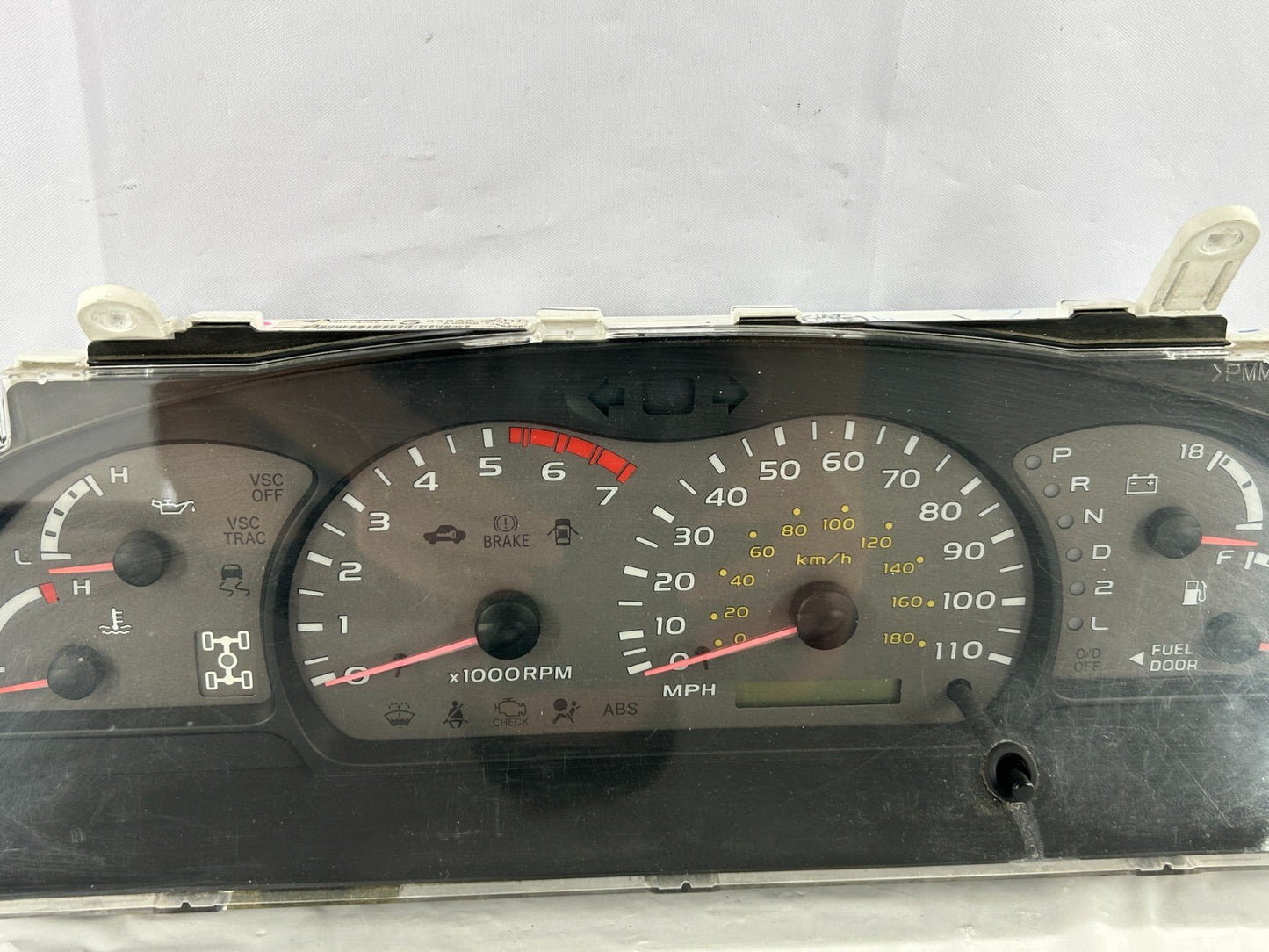2001-2005 Toyota Sequoia Speedometer Gauge Cluster Miles OEM 83220-0C050