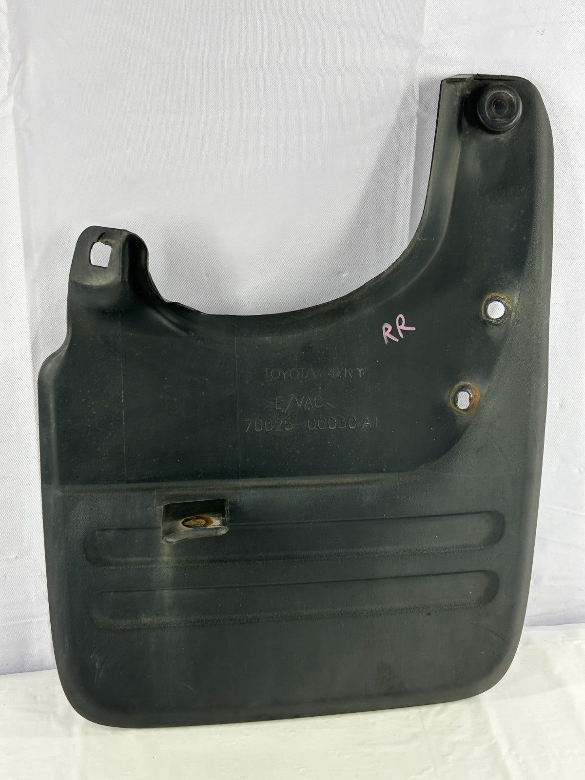 2001-2007 Toyota Sequoia Rear Right Side Mud Flap Splash Guard OEM 76625-0C030