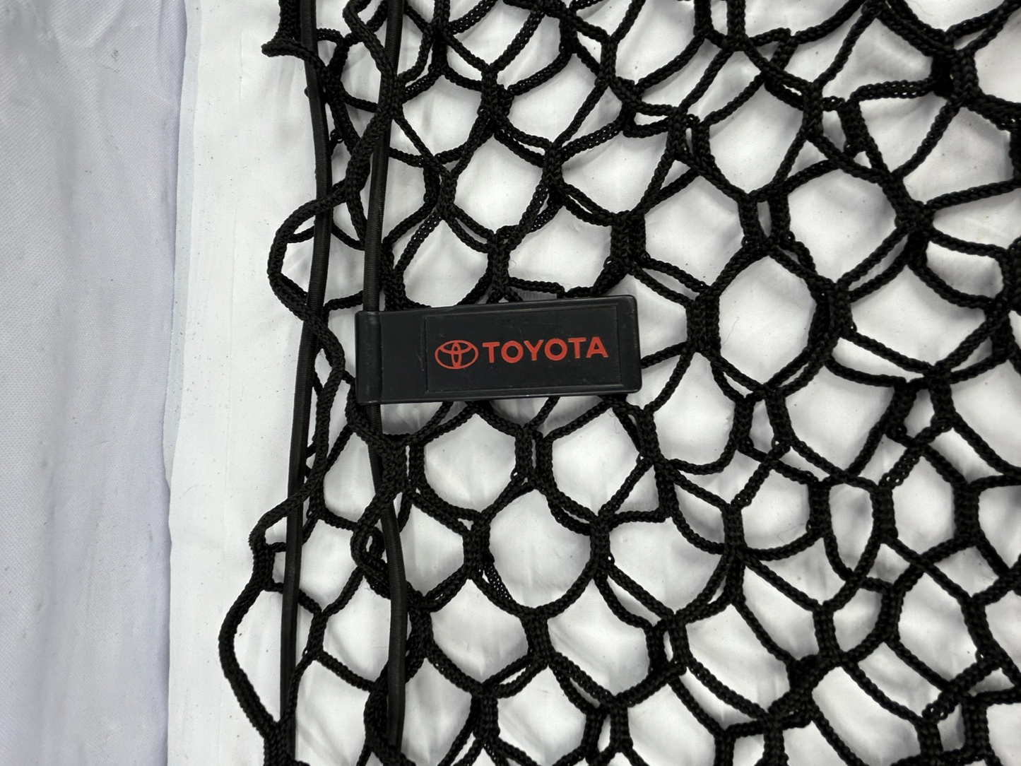 01-07 Toyota Sequoia Rear Trunk Envelope Style Mesh Cargo Net OEM PT347-0C010